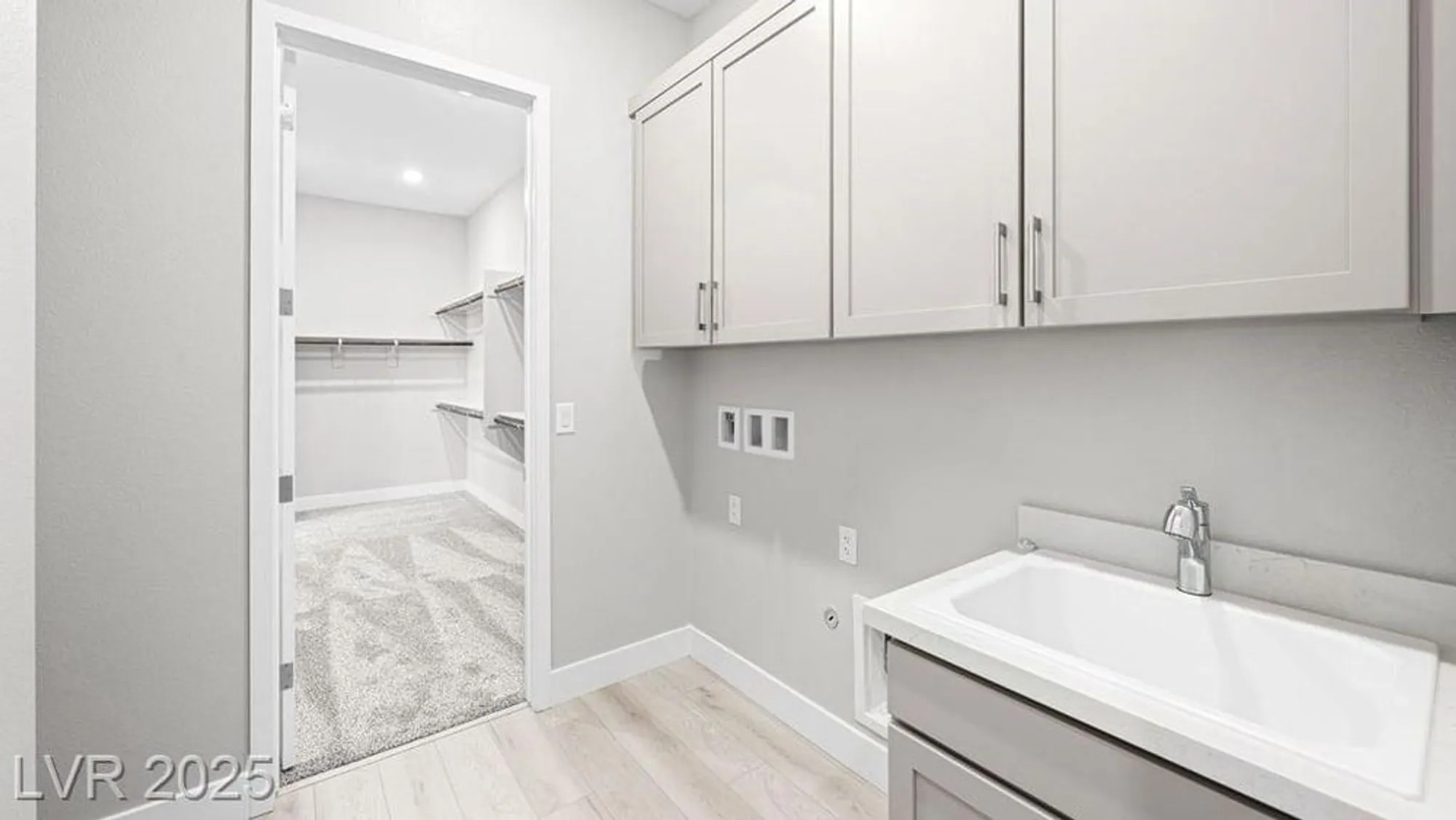 Property Slideshow image 13 of 48 | 241 paraggi bay dr, Henderson, NV, 89011