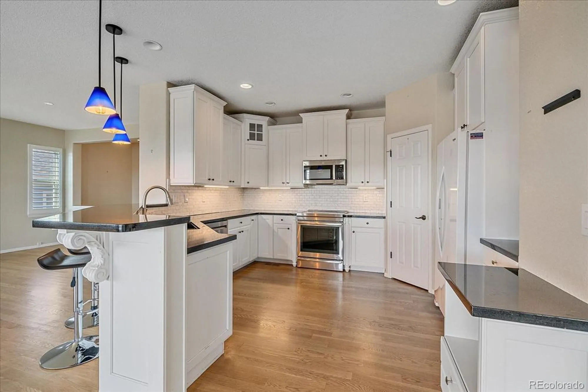 Property Slideshow image 13 of 43 | 22852 e david pl, Aurora, CO, 80016