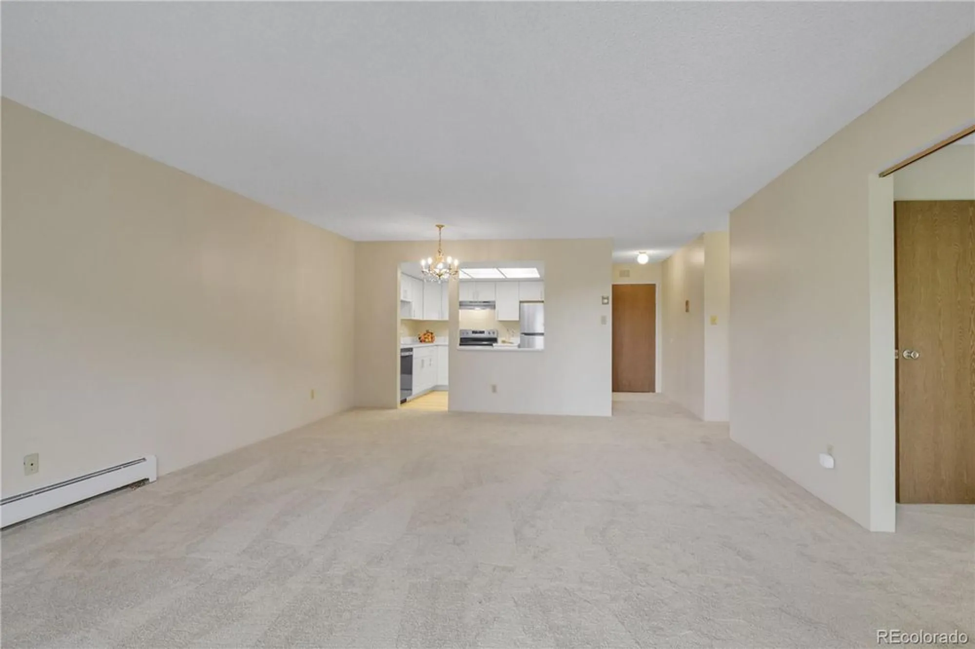 Property Slideshow image 7 of 45 | 13691 e marina dr 208, Aurora, CO, 80014