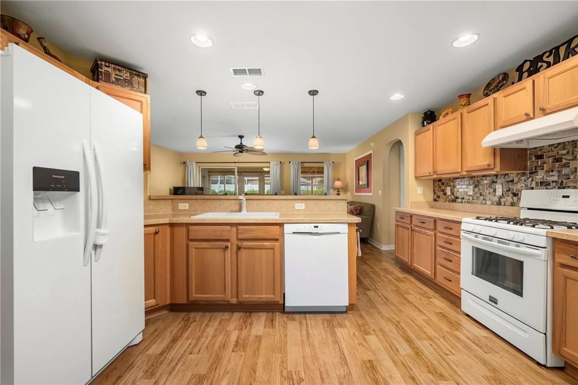 Property Slideshow image 15 of 34 | 8180 sw 80th ter, Ocala, FL, 34476