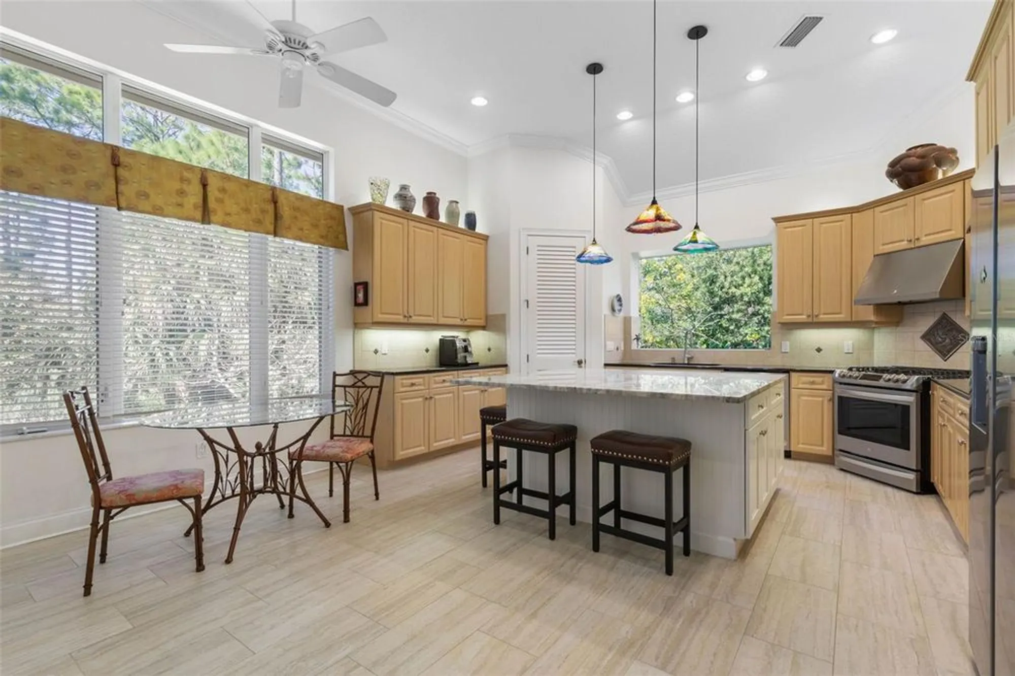 Property Slideshow image 13 of 91 | 10 s waterview dr, Palm Coast, FL, 32137