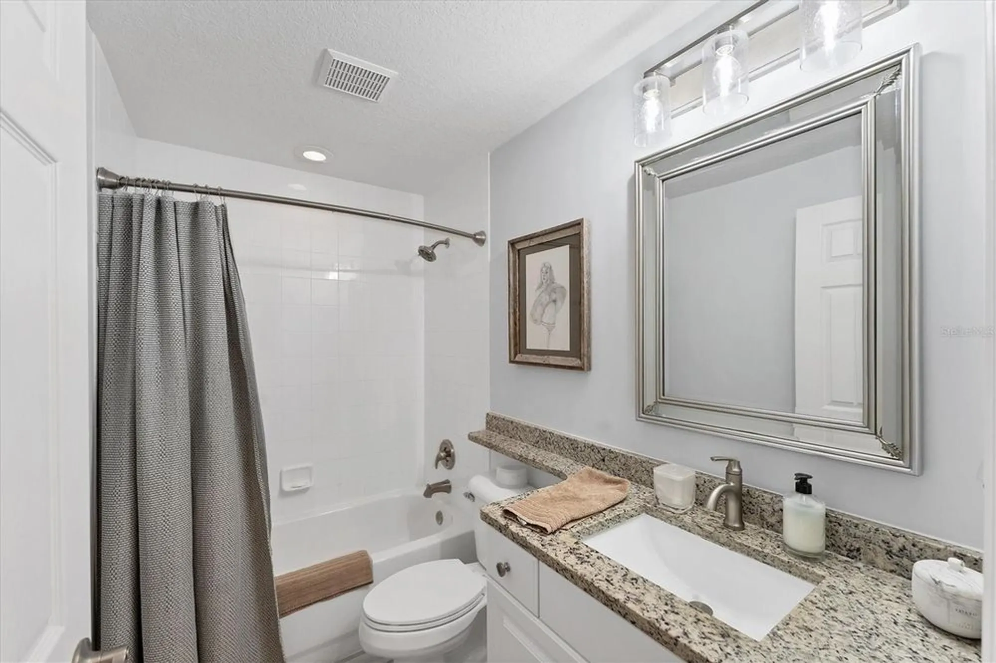 Property Slideshow image 28 of 60 | 7160 cedar hollow cir na, Bradenton, FL, 34203