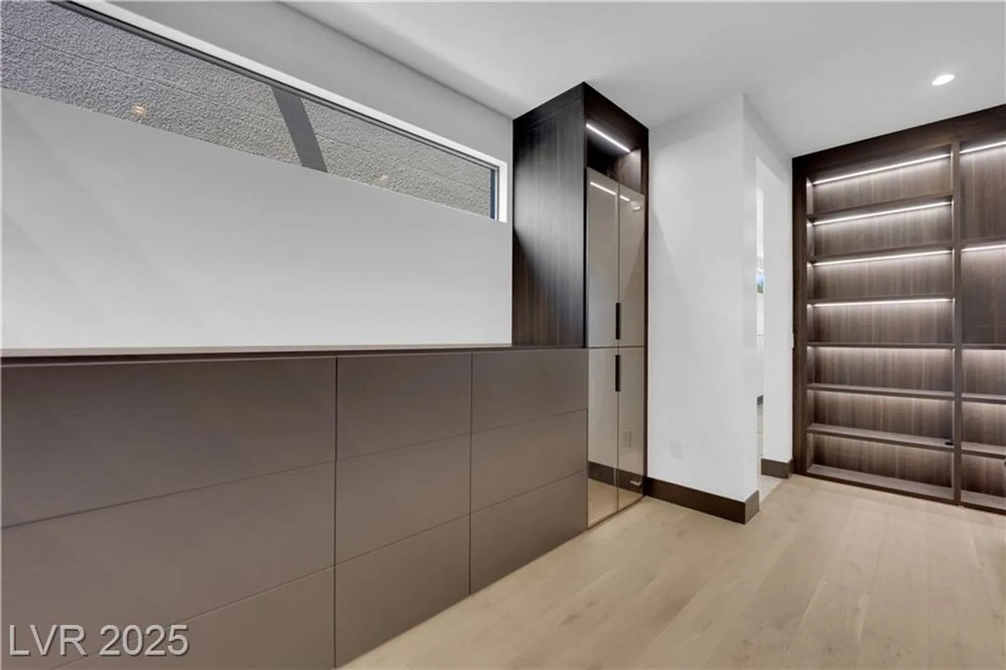 Property Slideshow image 43 of 95 | 16 canyon shores pl, Henderson, NV, 89011