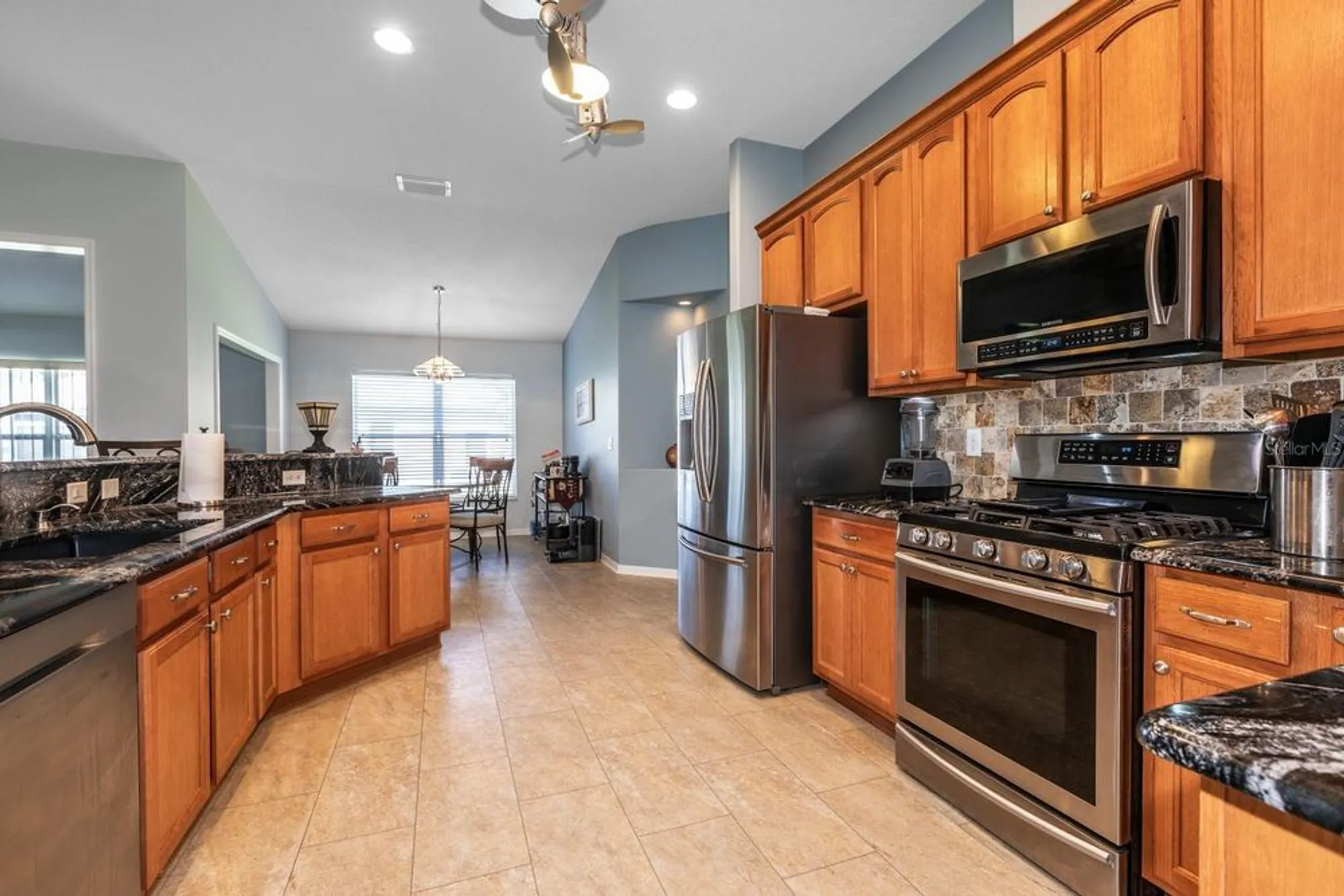 Property Slideshow image 6 of 35 | 27401 pine straw rd, Leesburg, FL, 34748