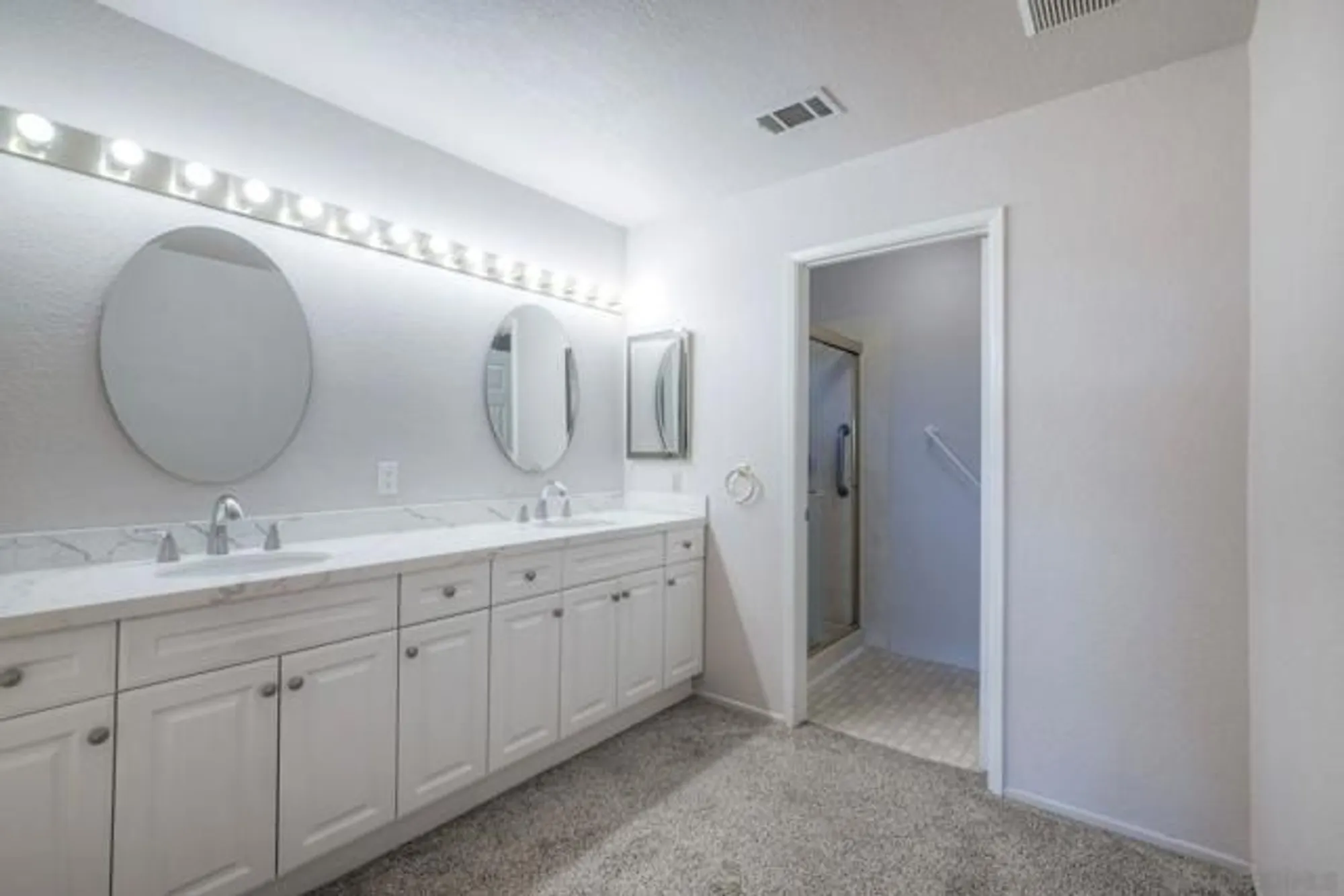 Property Slideshow image 16 of 42 | 1089 ridge heights dr, Fallbrook, CA, 92028