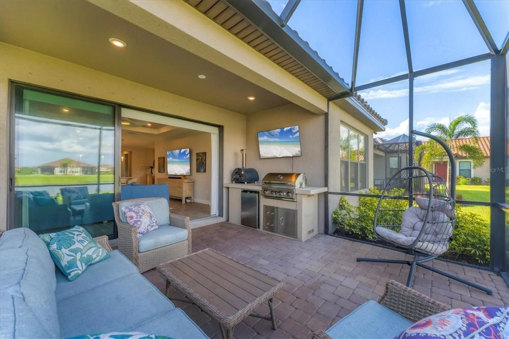 Property Slideshow image 36 of 99 | 3025 veneto ct, Bradenton, FL, 34211