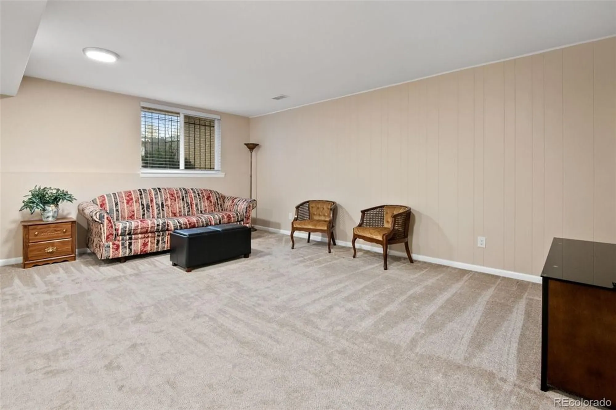 Property Slideshow image 23 of 26 | 7433 w cedar cir, Lakewood, CO, 80226