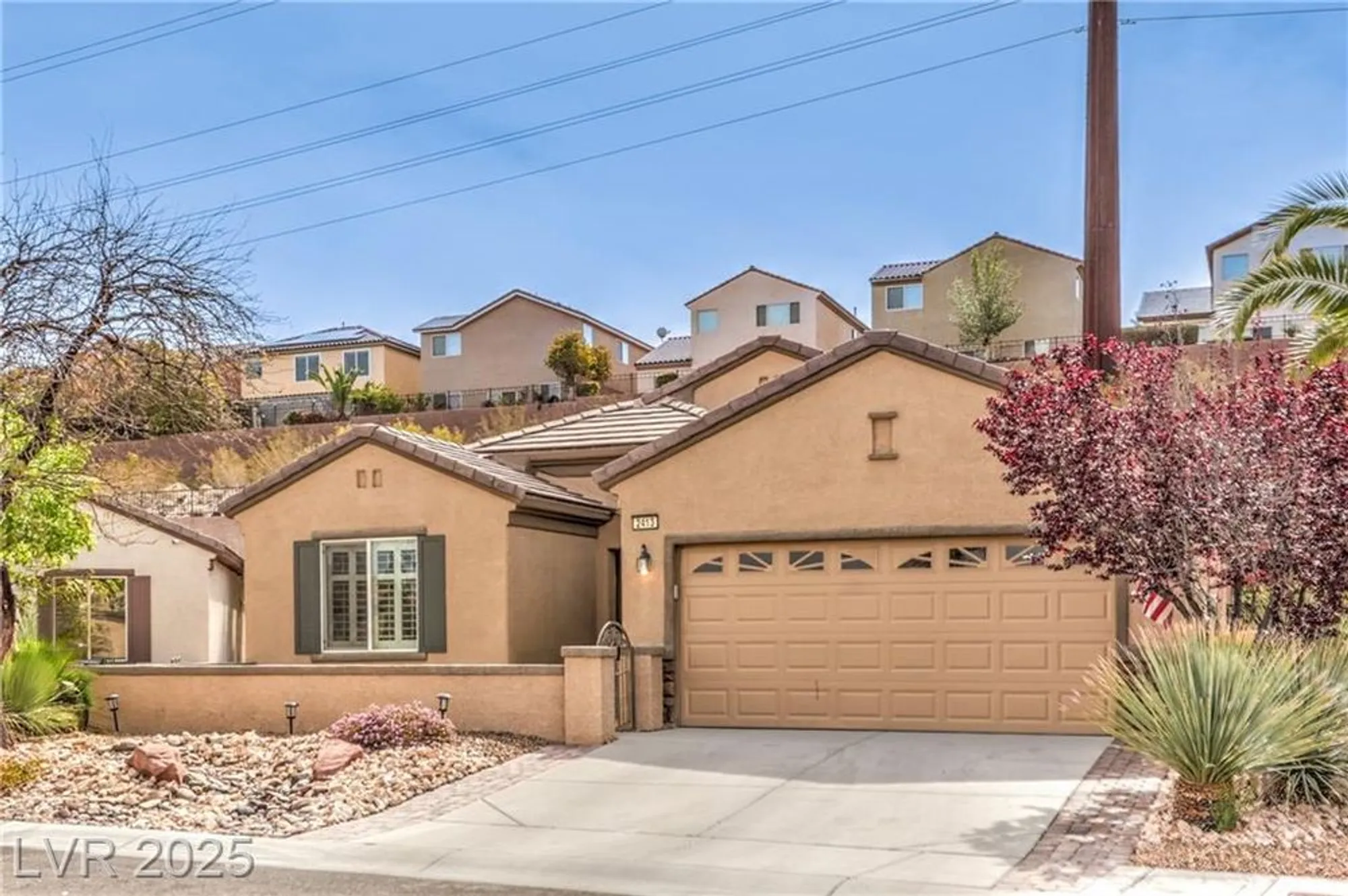 Property Slideshow image 4 of 37 | 2413 hamonah dr, Henderson, NV, 89044