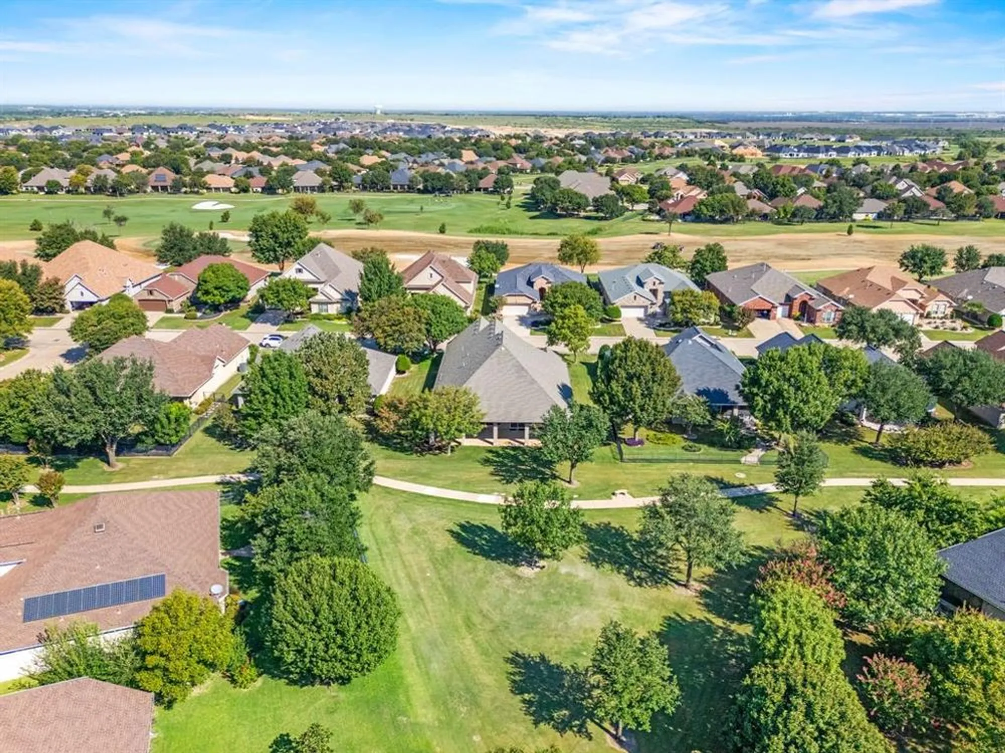 Property Slideshow image 28 of 30 | 10409 countryside dr, Denton, TX, 76207