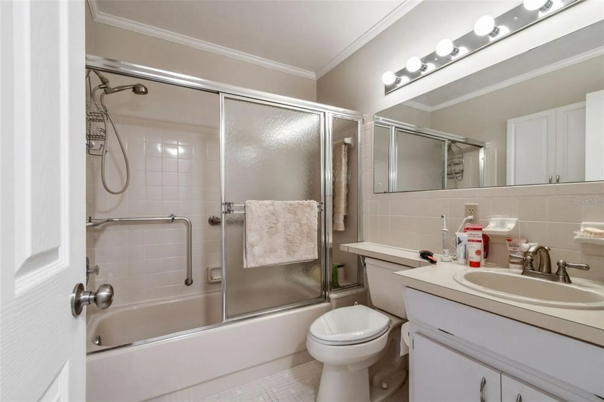 Property Slideshow image 59 of 74 | 2170 americus blvd 34, Clearwater, FL, 33763
