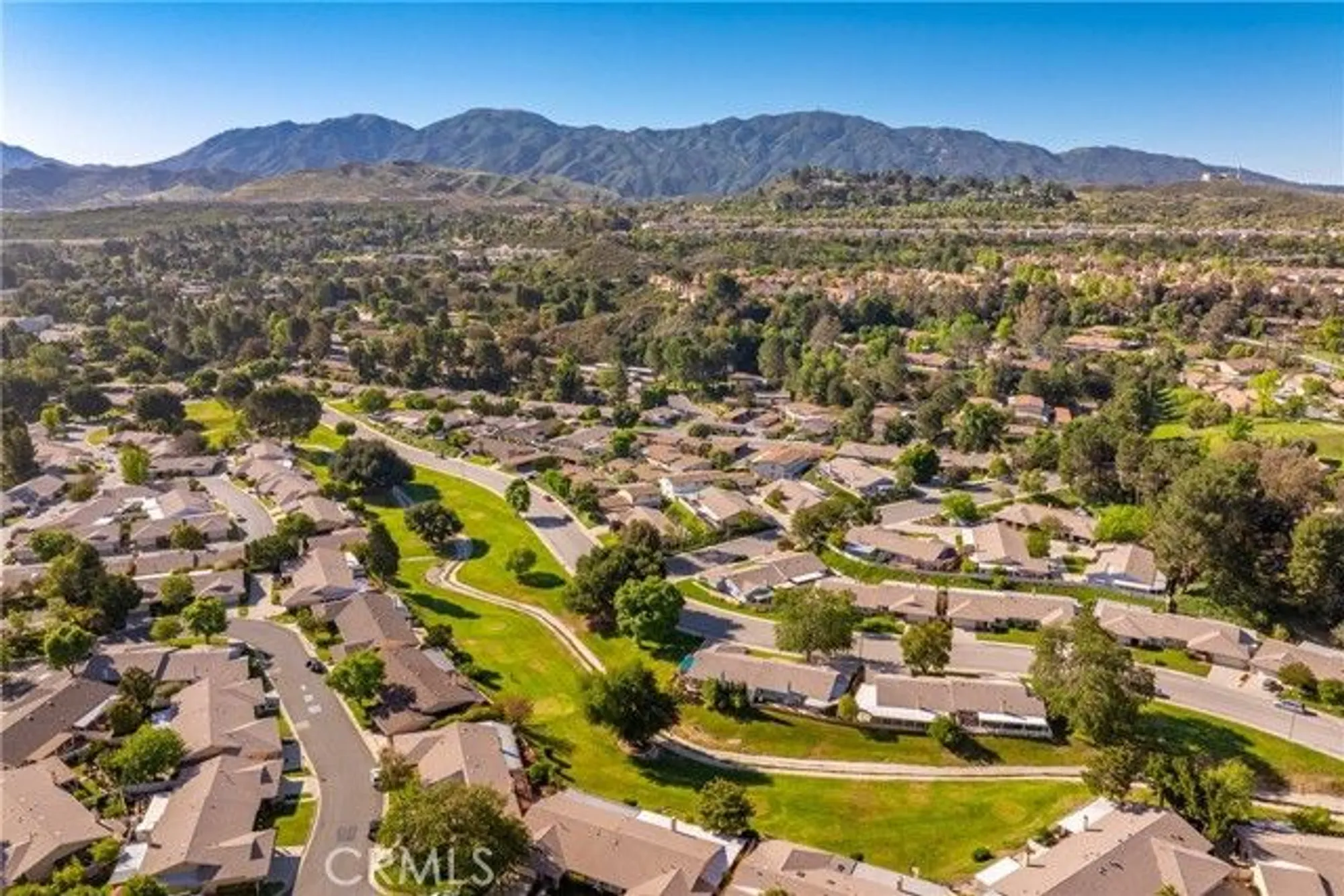 Property Slideshow image 26 of 41 | 19828 spanish oak dr, Newhall, CA, 91321