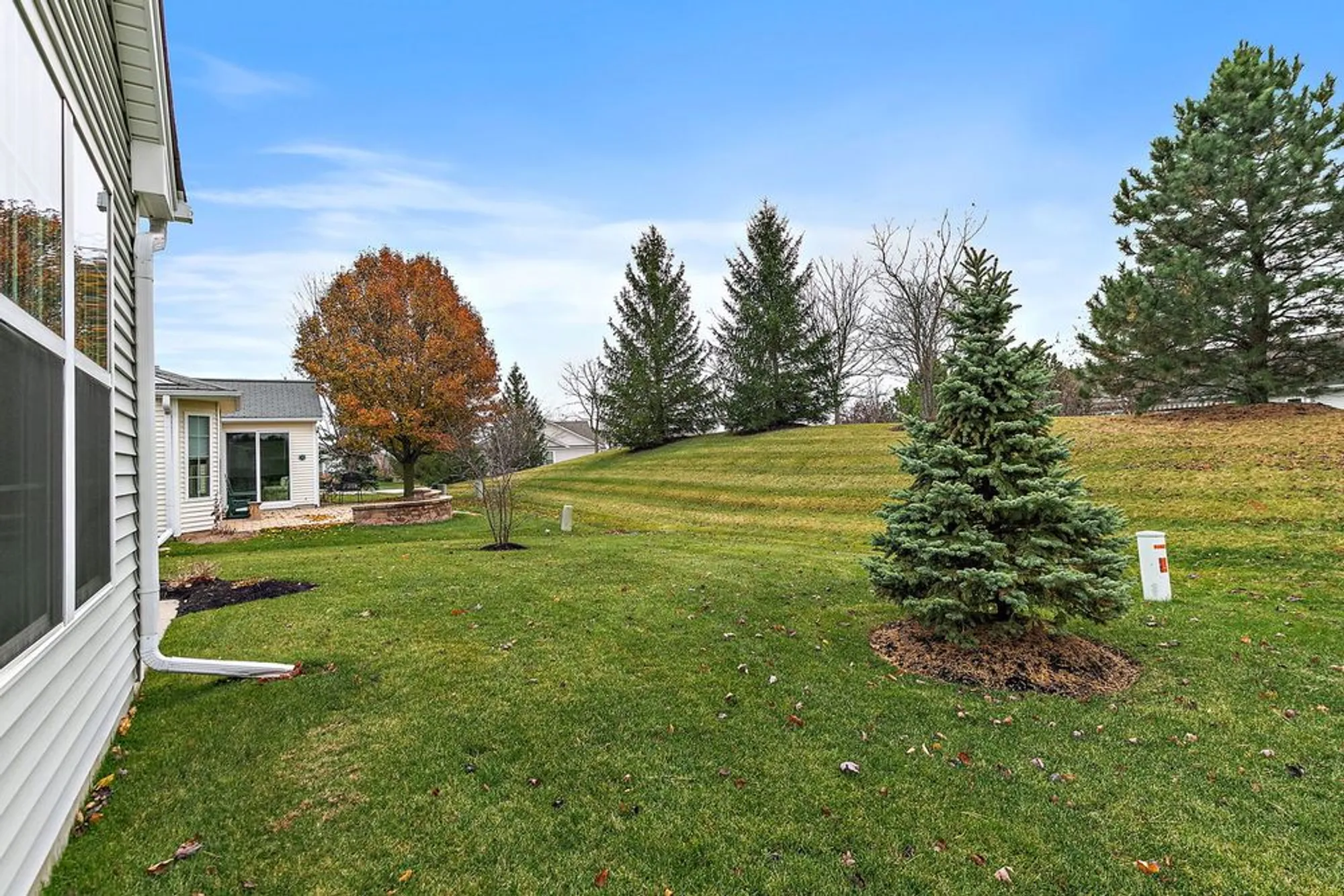 Property Slideshow image 23 of 24 | 13515 ivy dr, Huntley, IL, 60142