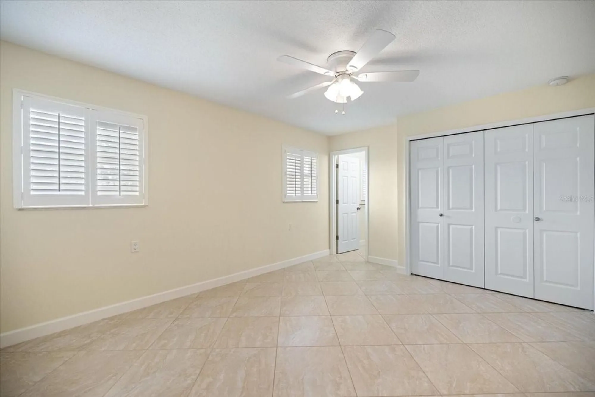 Property Slideshow image 18 of 47 | 107 clipper way # 107, Nokomis, FL, 34275