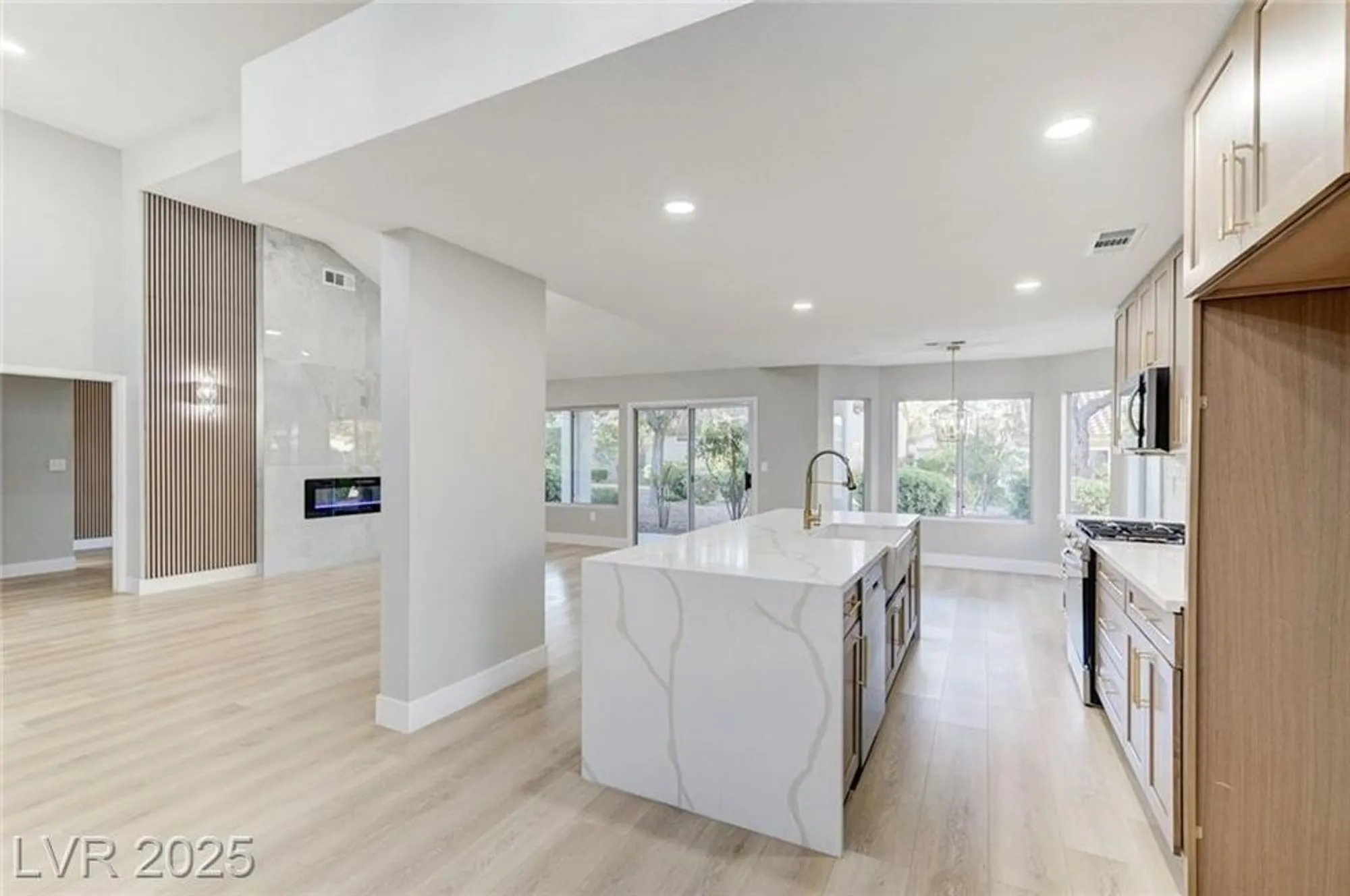 Property Slideshow image 25 of 75 | 9308 quail ridge dr, Las Vegas, NV, 89134