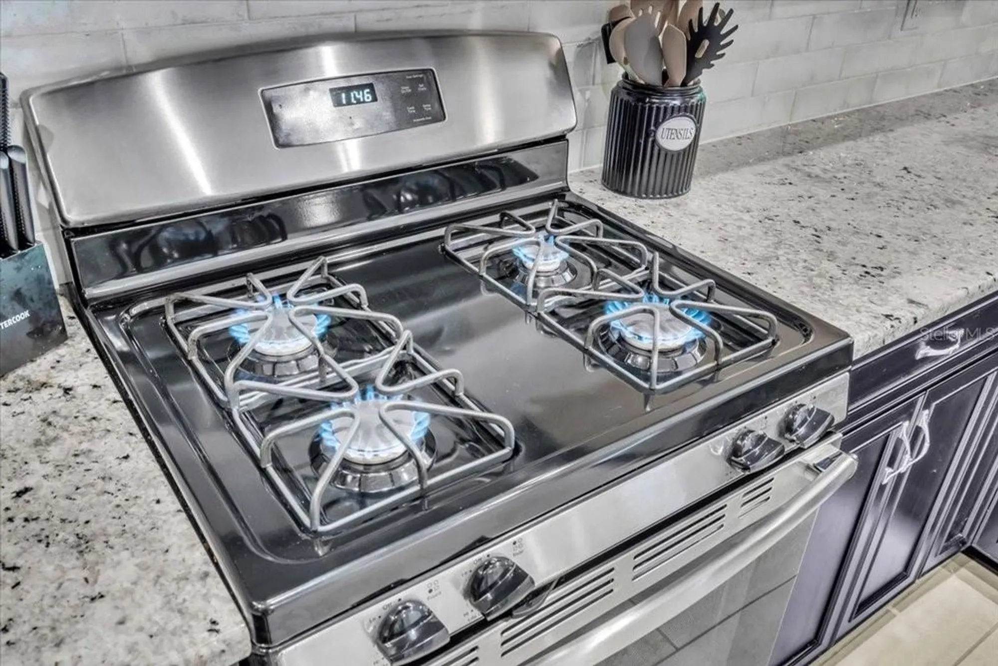 Property Slideshow image 13 of 54 | 5540 summit gln, Bradenton, FL, 34203