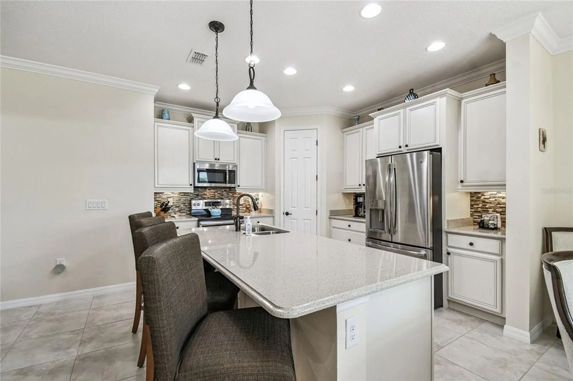 Property Slideshow image 13 of 67 | 333 via torrente dr, Poinciana, FL, 34759