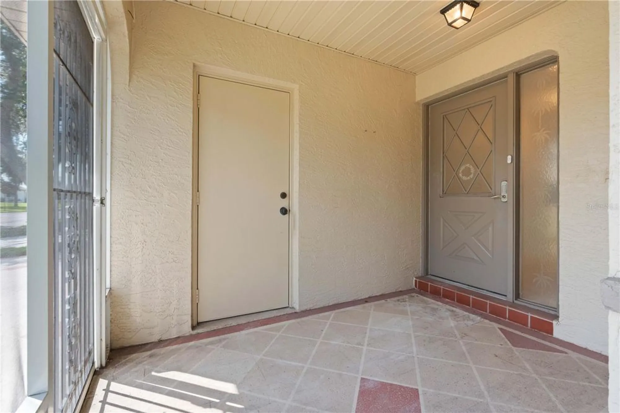 Property Slideshow image 44 of 55 | 2329 lancaster dr, Sun City Center, FL, 33573