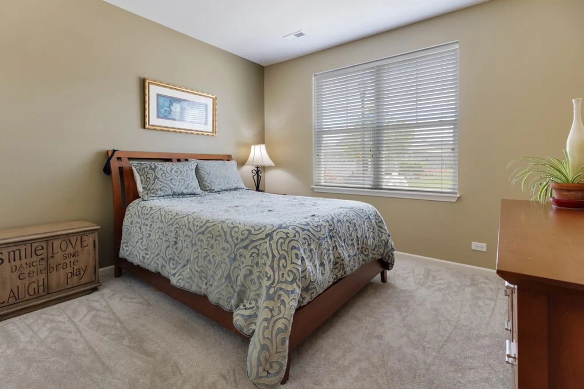 Property Slideshow image 15 of 30 | 1150 americana ave, Pingree Grove, IL, 60140