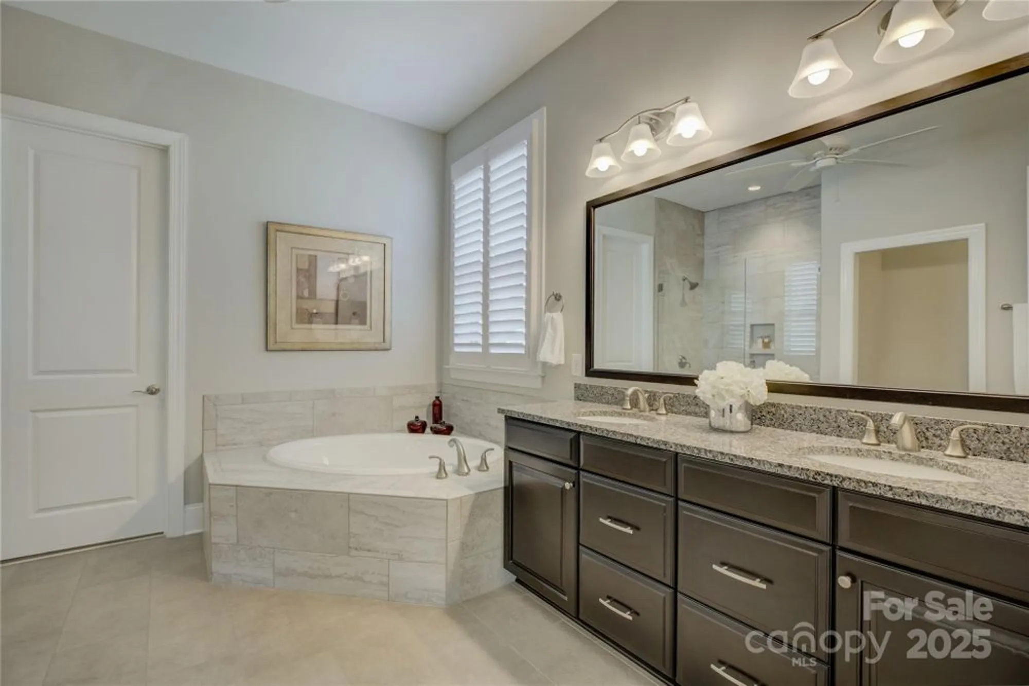 Property Slideshow image 25 of 48 | 16010 vale ridge dr, Charlotte, NC, 28278