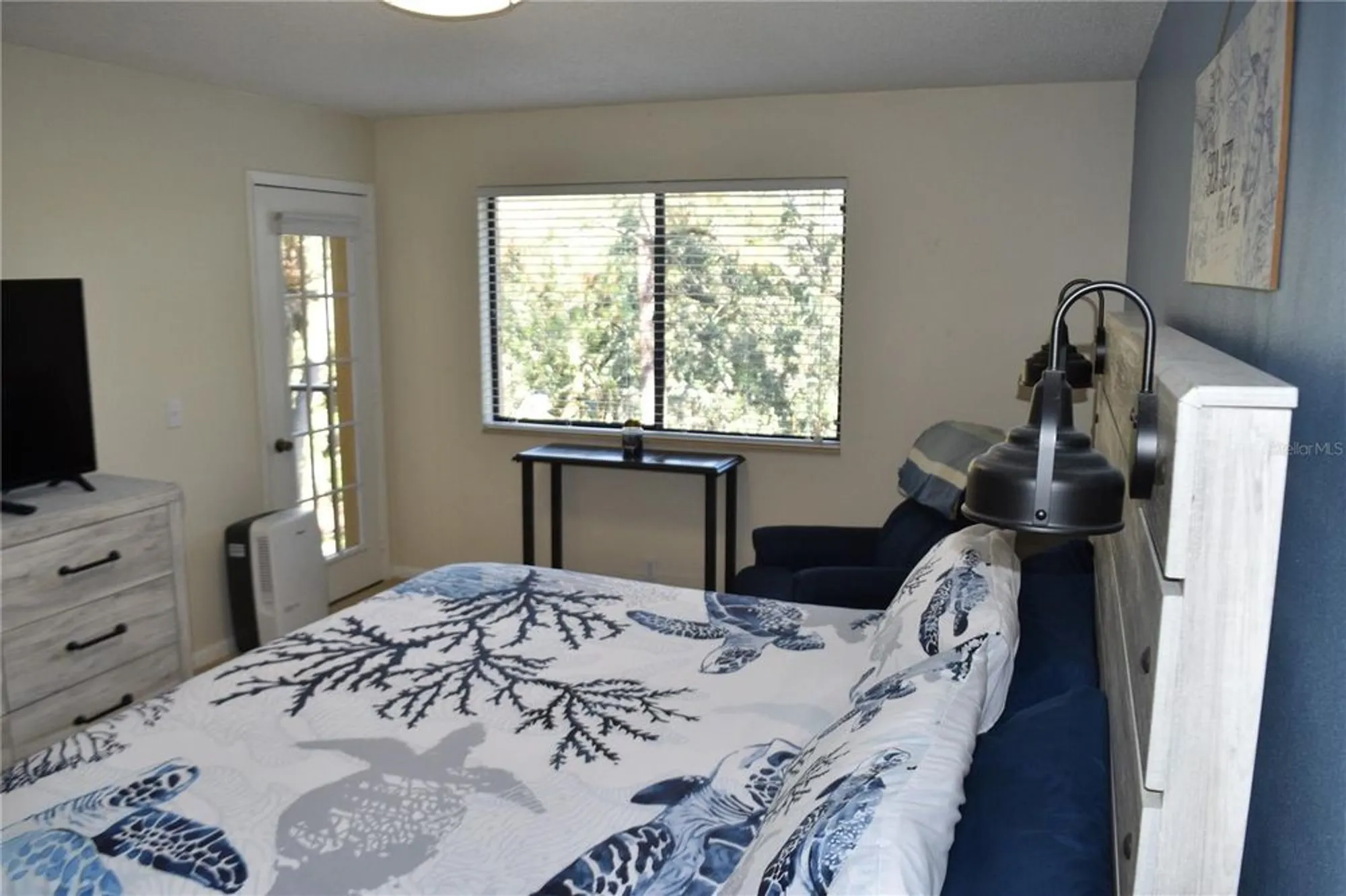 Property Slideshow image 21 of 59 | 3062 eastland blvd # d206, Clearwater, FL, 33761