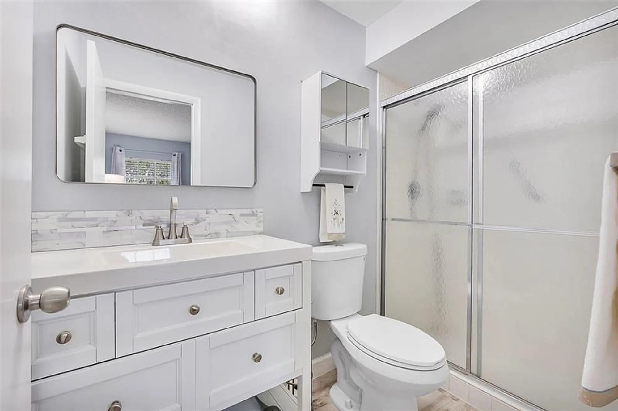 Property Slideshow image 9 of 27 | 393 bennington ln # 393, Lake Worth, FL, 33467