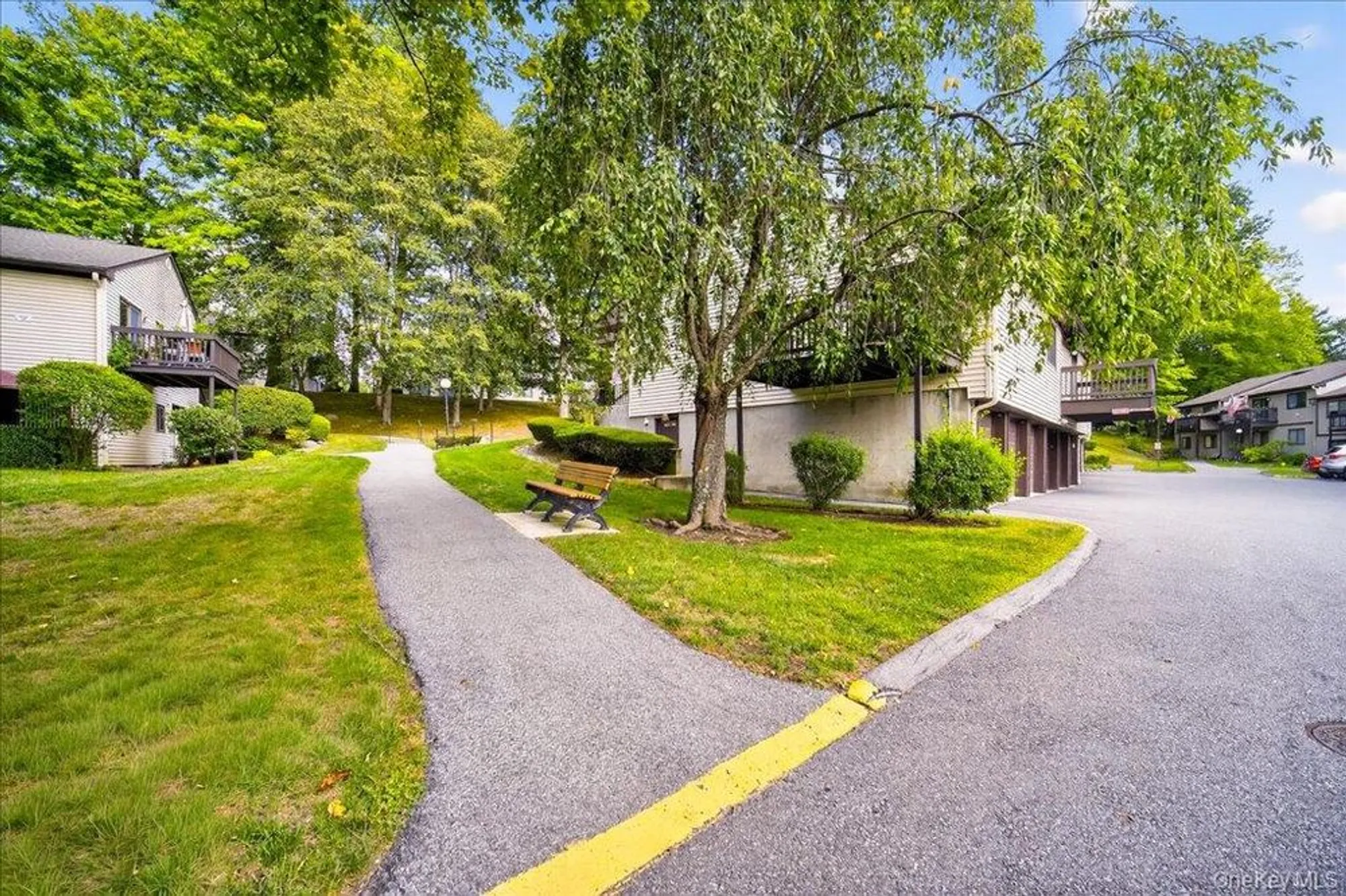 Property Slideshow image 31 of 44 | 129c columbia ct, Yorktown Heights, NY, 10598