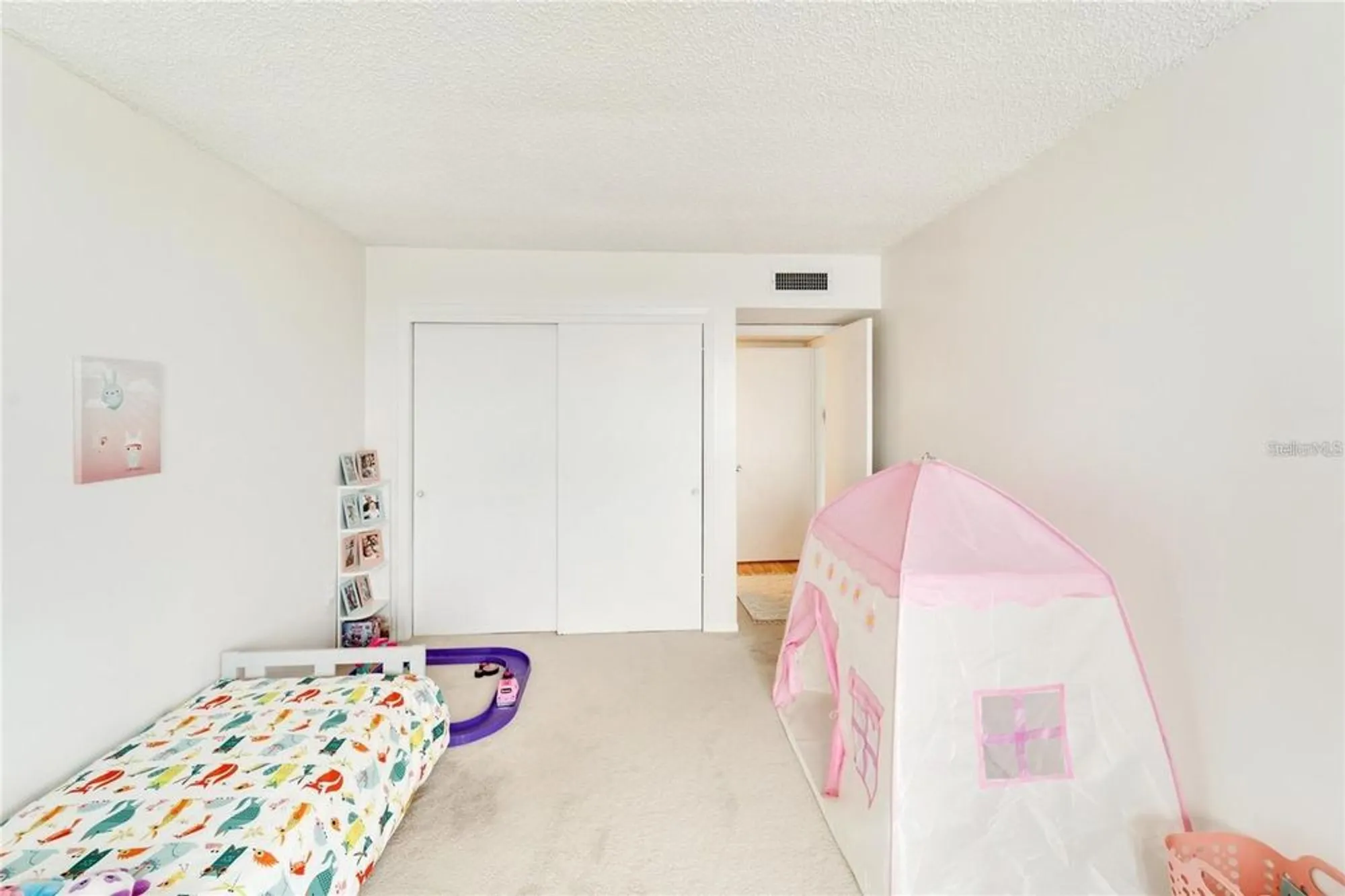 Property Slideshow image 24 of 77 | 700 mirror ter 505, Winter Haven, FL, 33881