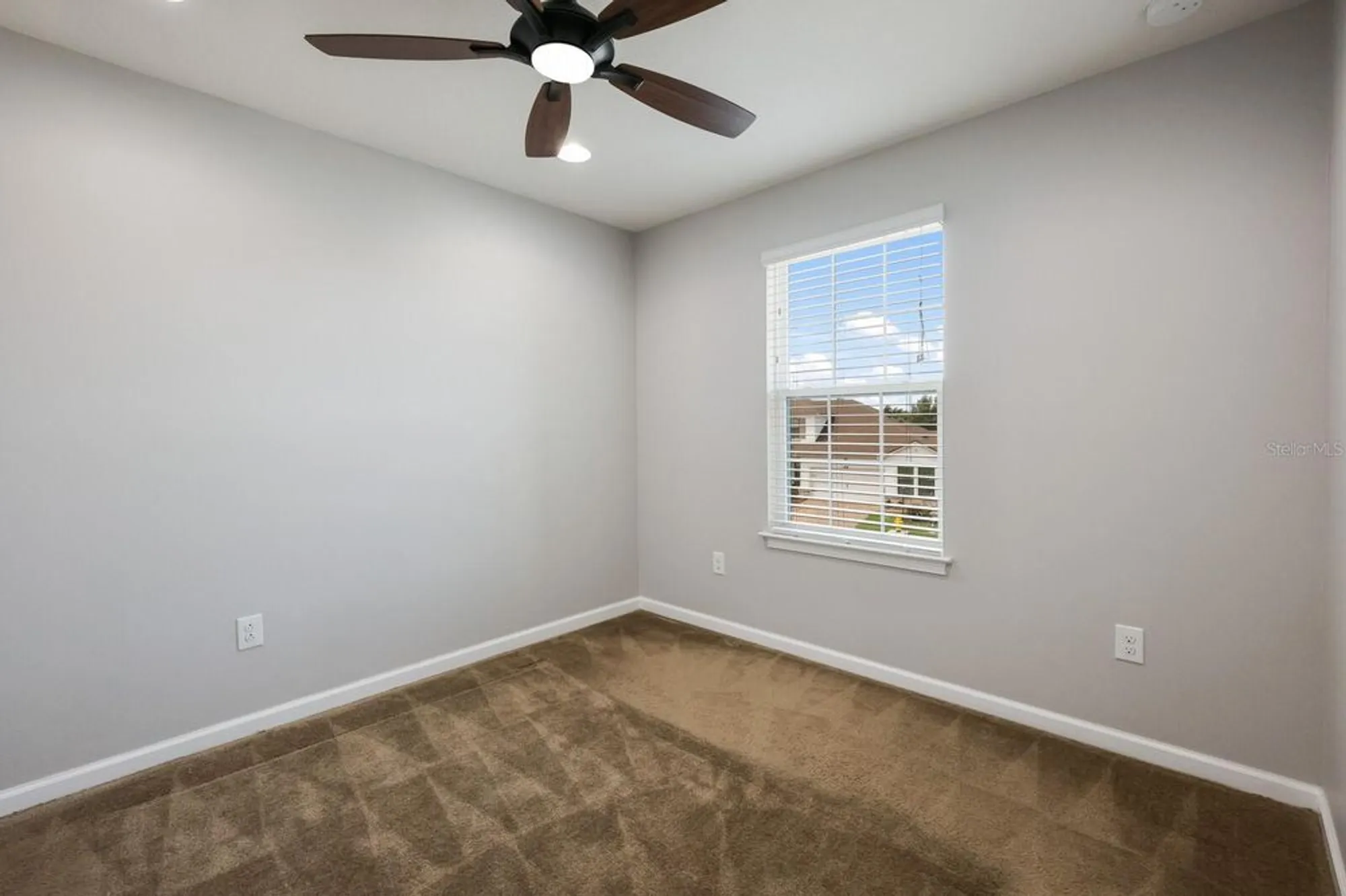 Property Slideshow image 23 of 41 | 5237 blossom cv, Lakewood Ranch, FL, 34211