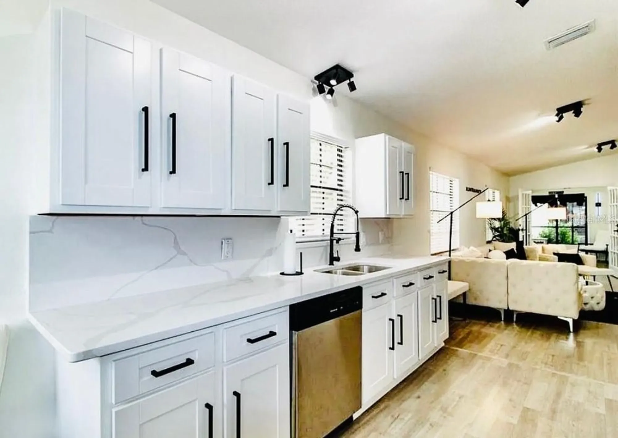 Property Slideshow image 13 of 39 | 669 eagle run, Lakeland, FL, 33809