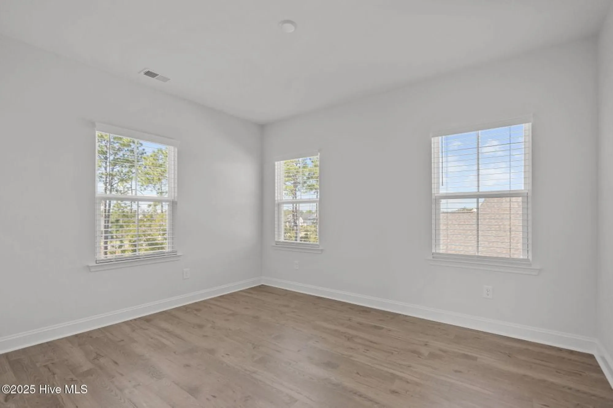 Property Slideshow image 26 of 56 | 1212 trisail ter, Wilmington, NC, 28412