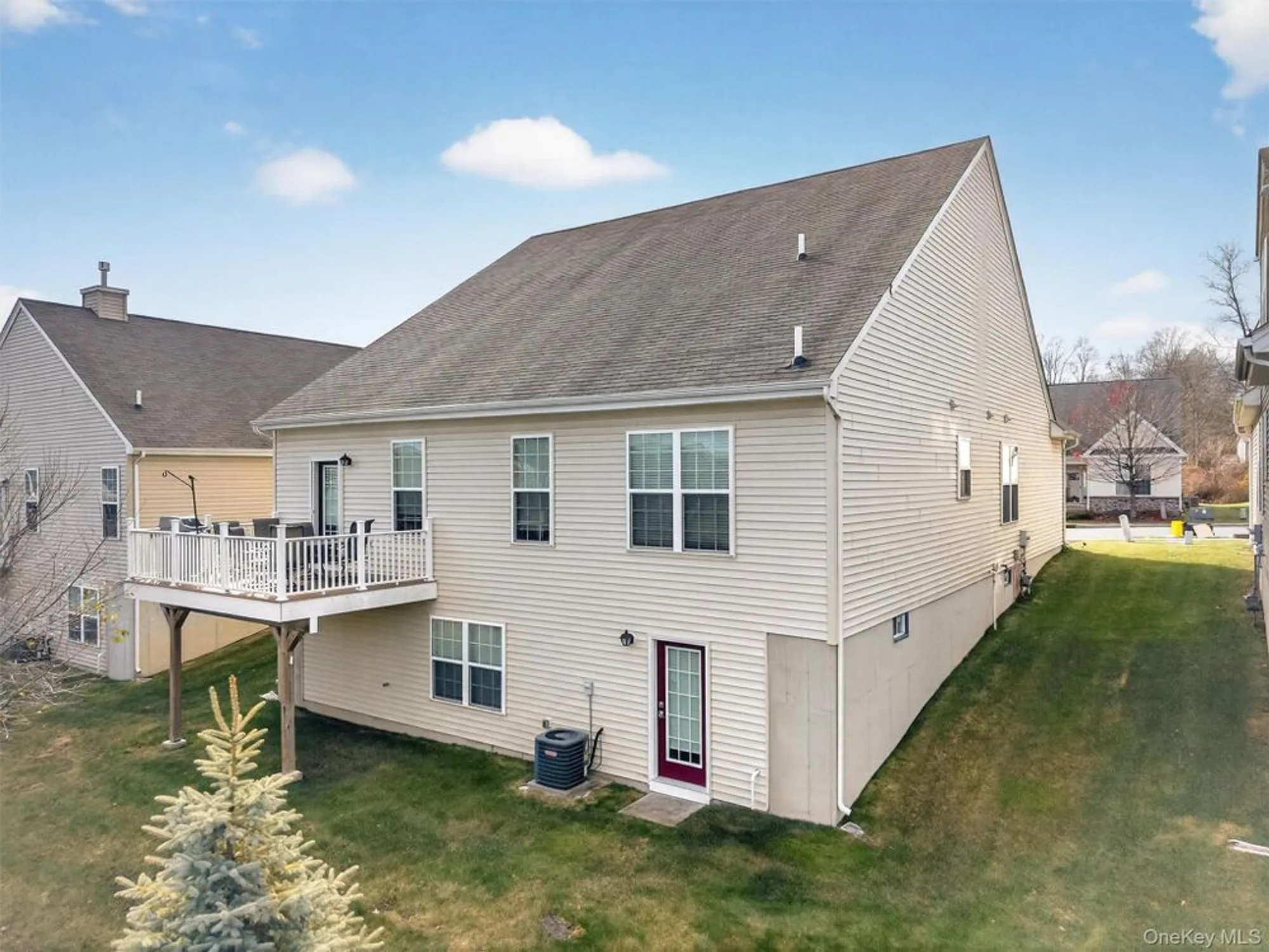 Property Slideshow image 34 of 43 | 21 cyprus dr, Middletown, NY, 10940