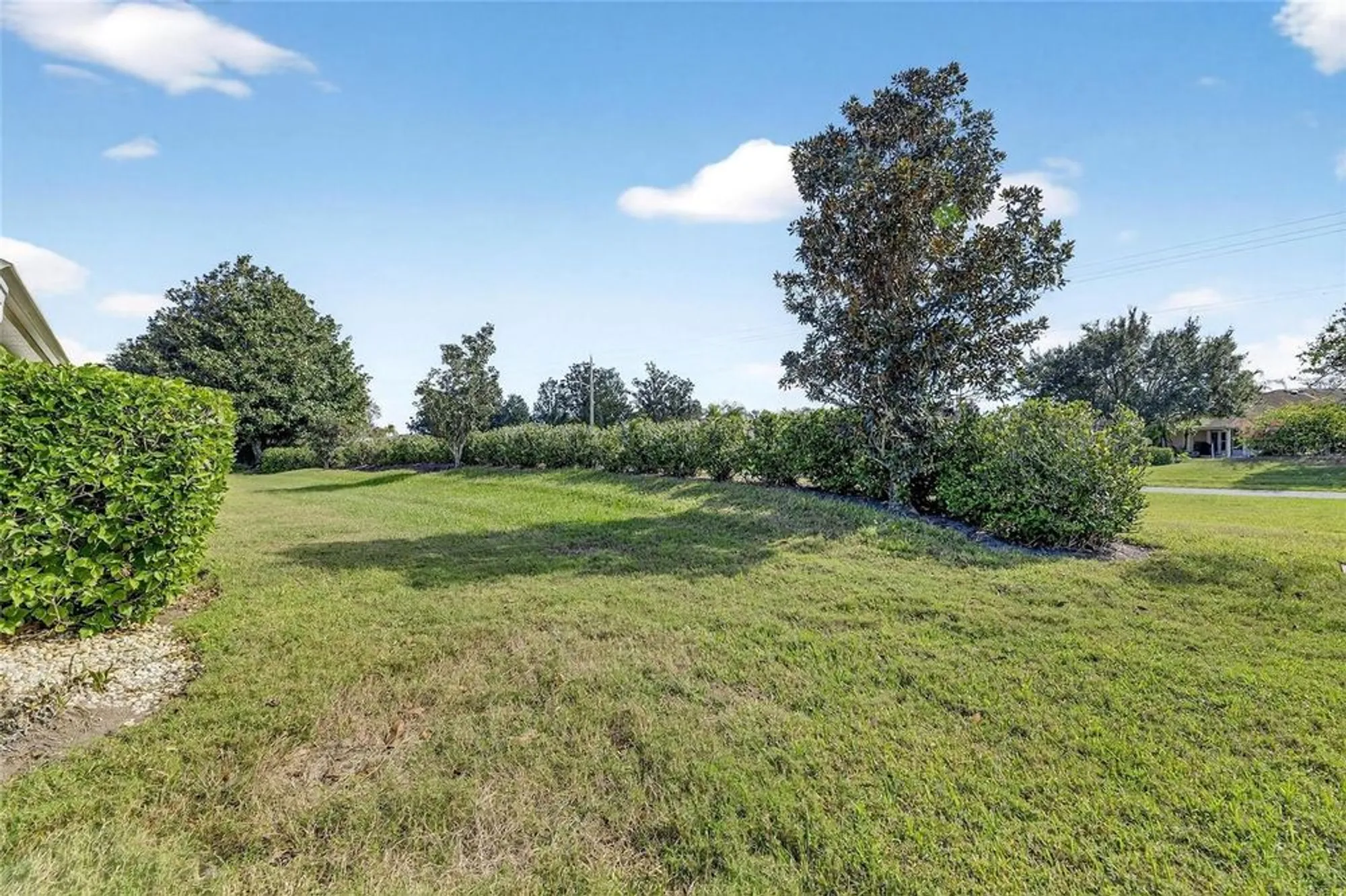 Property Slideshow image 46 of 76 | 1024 new winsor loop # 1024, Sun City Center, FL, 33573