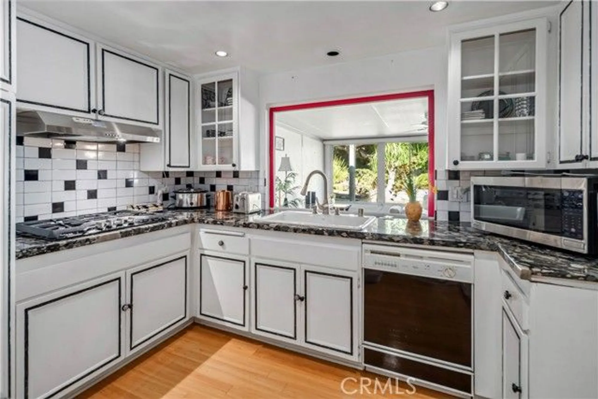 Property Slideshow image 10 of 30 | 19427 oak crossing rd, Newhall, CA, 91321