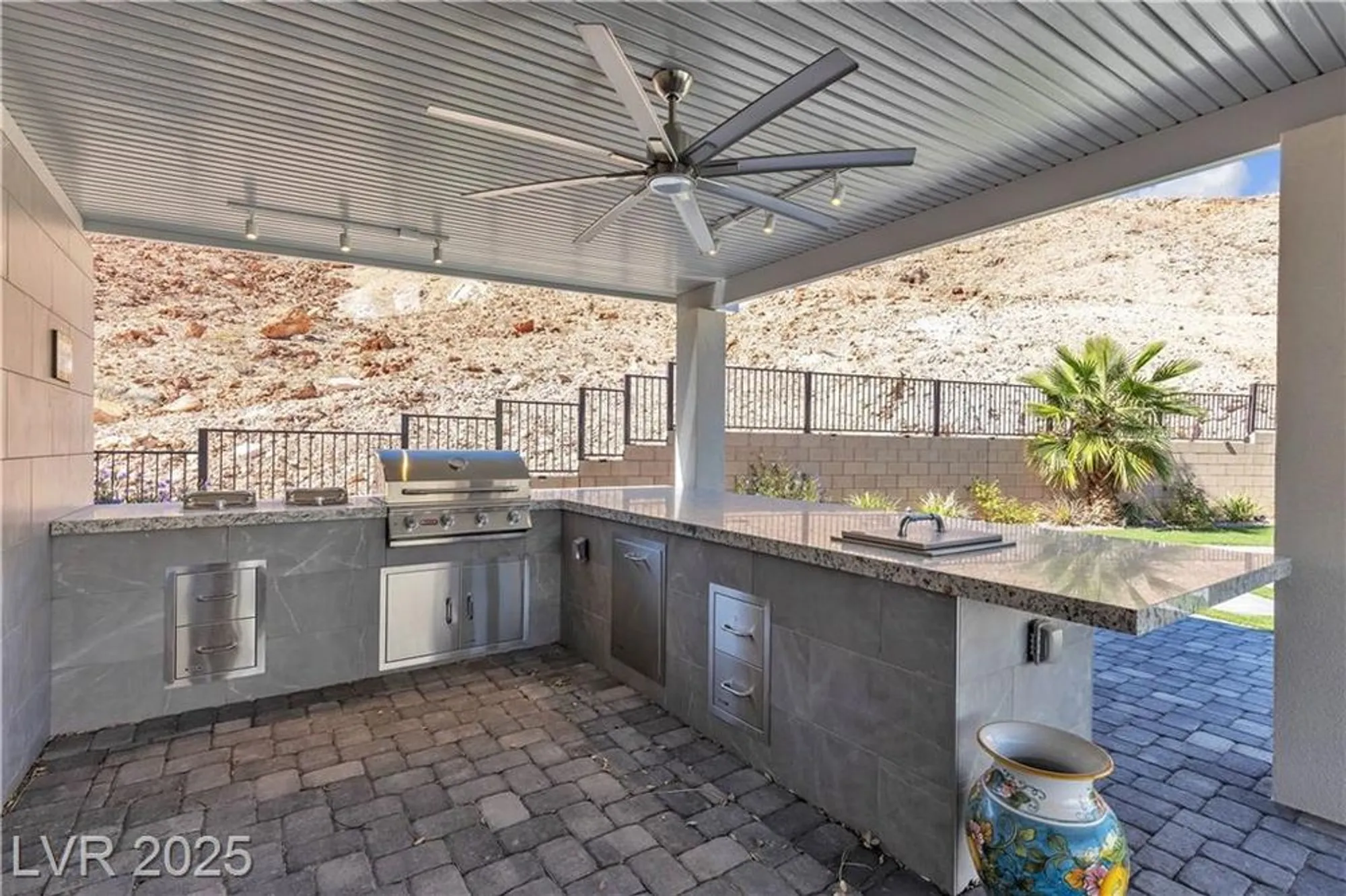 Property Slideshow image 47 of 76 | 11 acacia creek ct, Henderson, NV, 89011