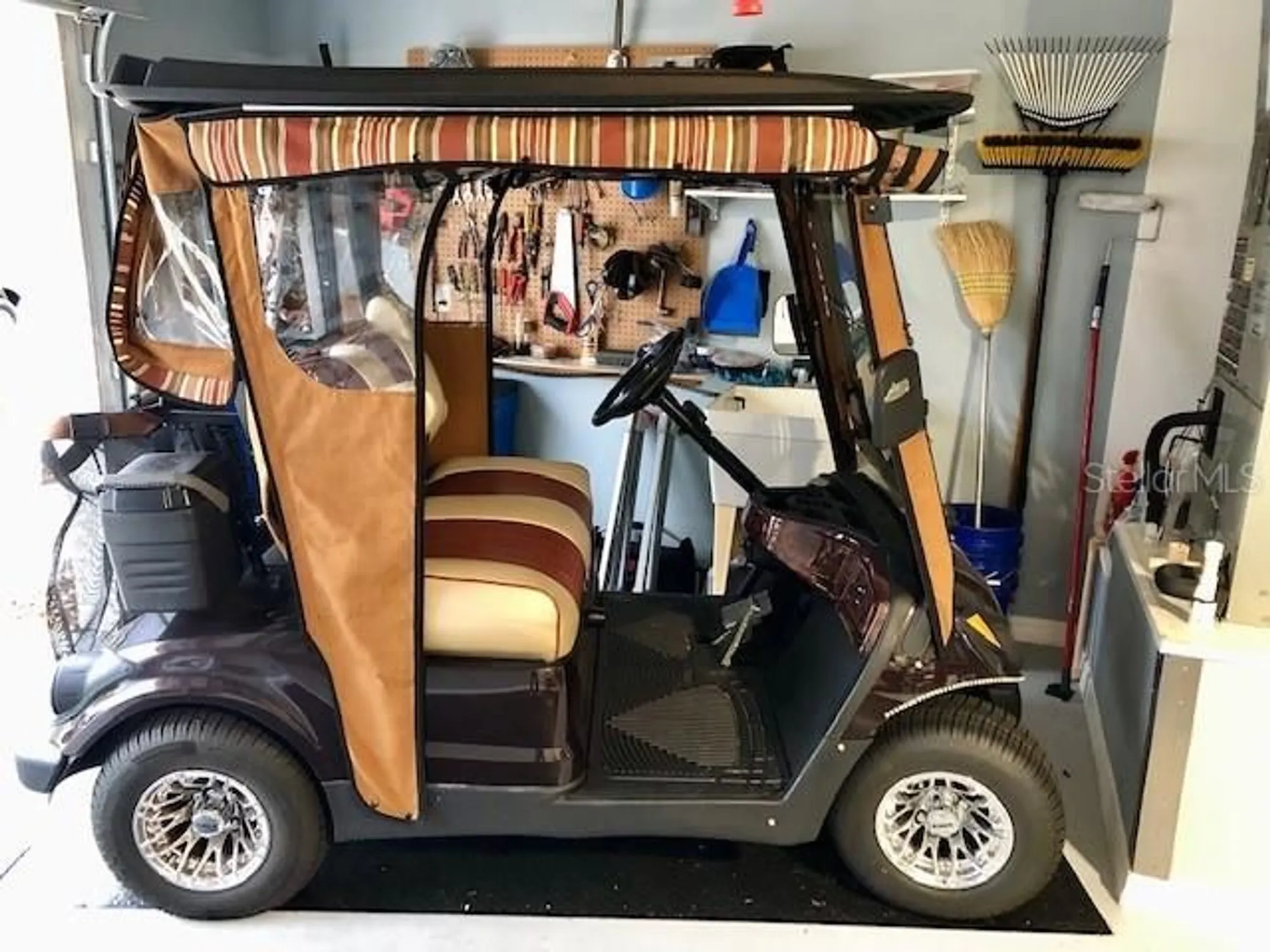 Property Slideshow image 14 of 14 | 2552 mariel way, The Villages, FL, 32162