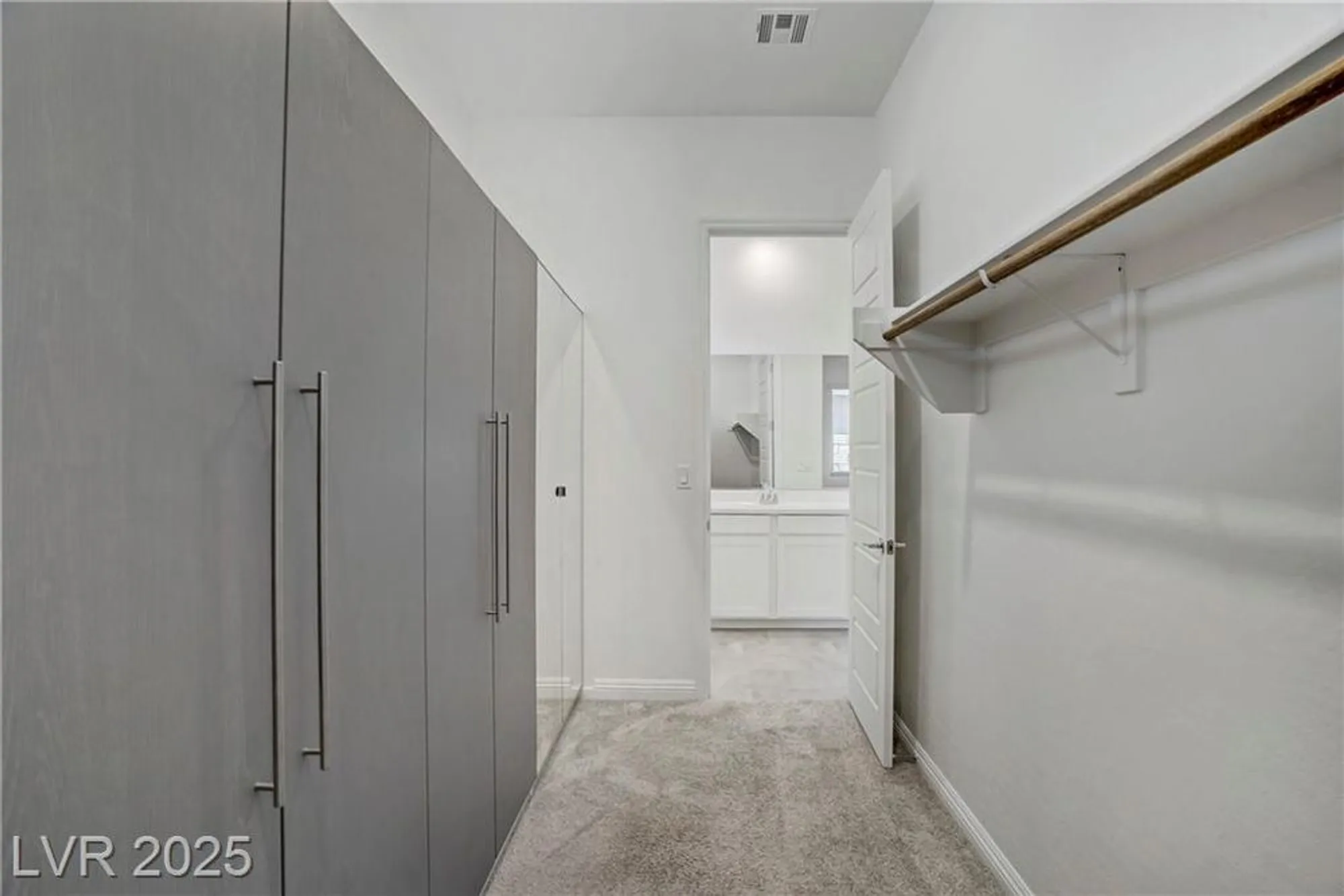 Property Slideshow image 20 of 35 | 933 mayfield manor ln, Las Vegas, NV, 89138