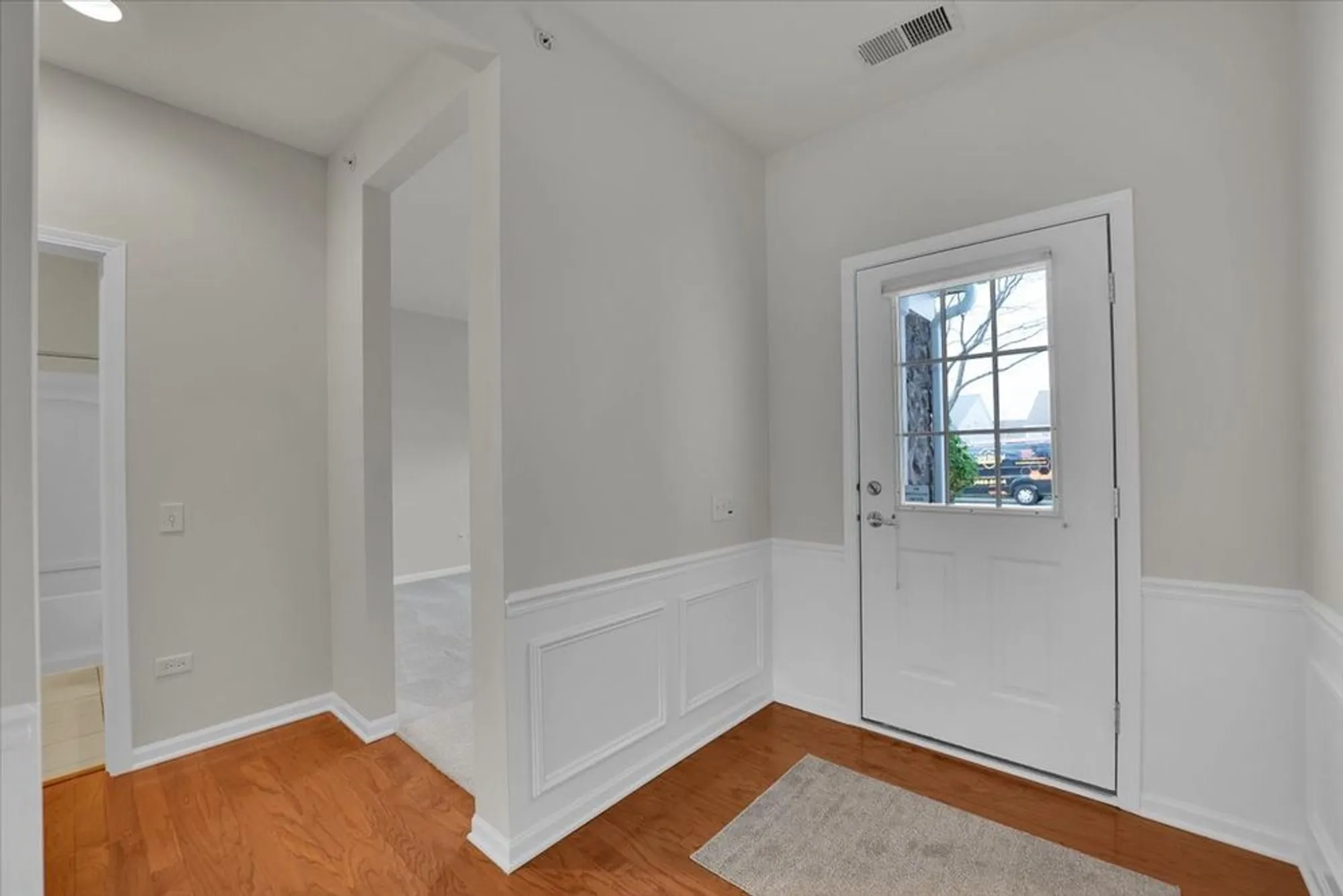 Property Slideshow image 4 of 32 | 14525 tawny ln, Huntley, IL, 60142