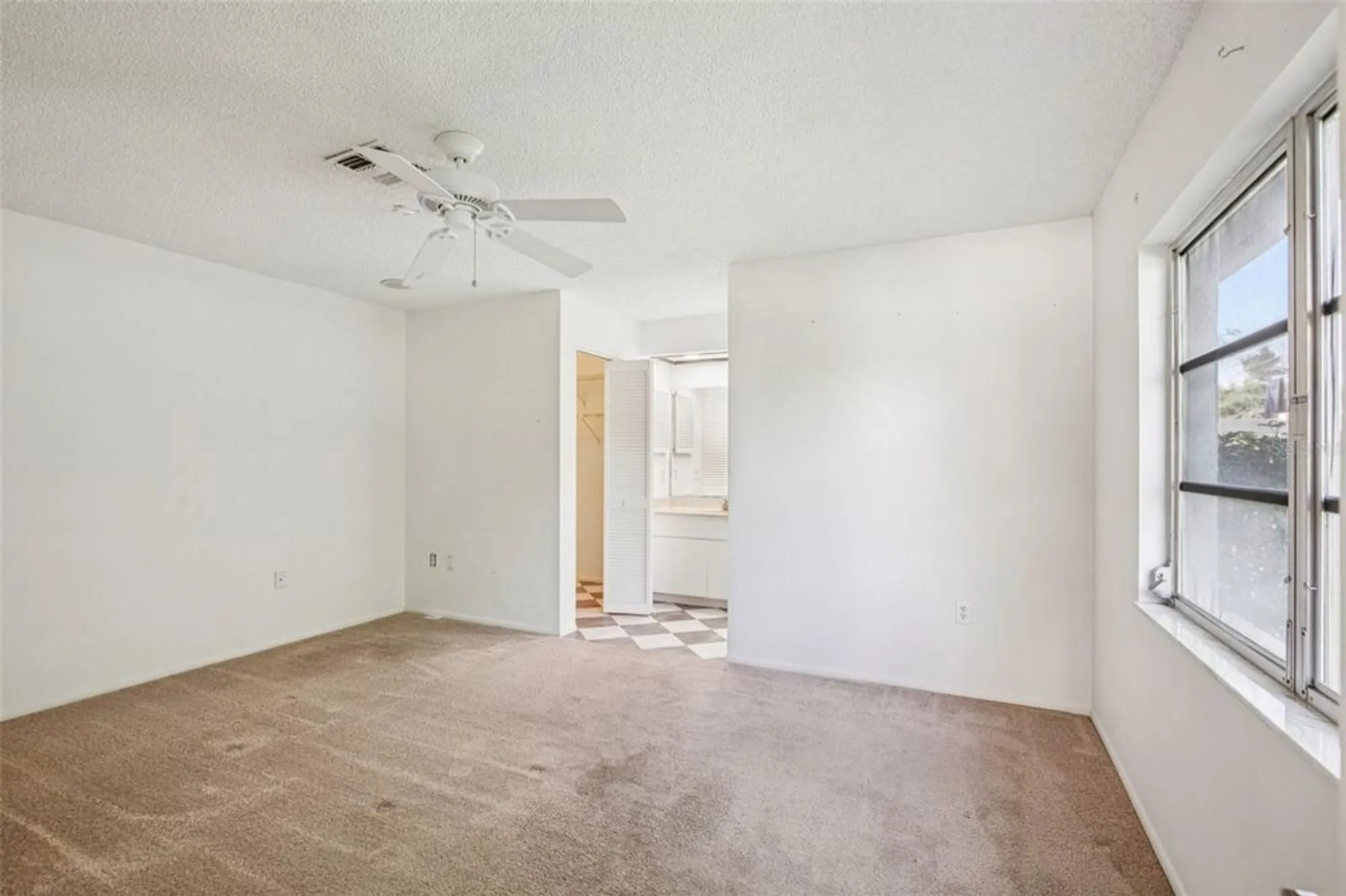 Property Slideshow image 24 of 34 | 11211 rollingwood dr, Port Richey, FL, 34668