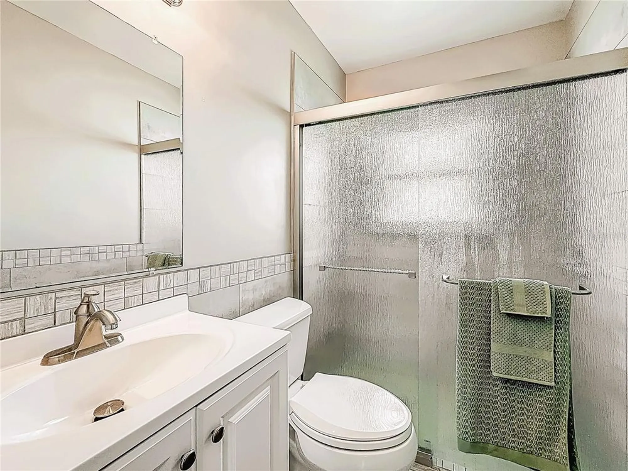 Property Slideshow image 25 of 40 | 12400 park blvd apt 121, Seminole, FL, 33772