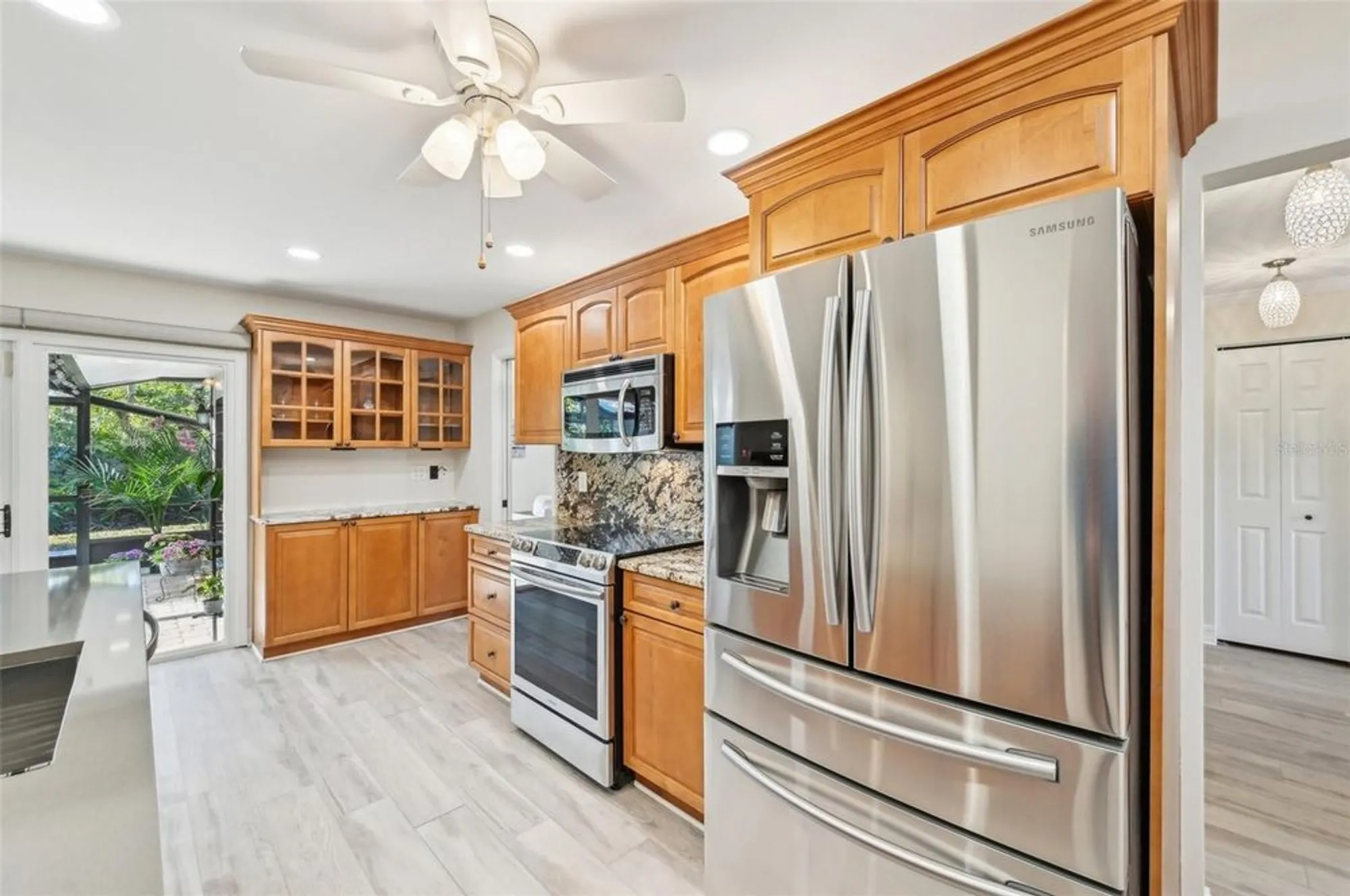 Property Slideshow image 17 of 45 | 3880 wilshire cir # 28, Sarasota, FL, 34238