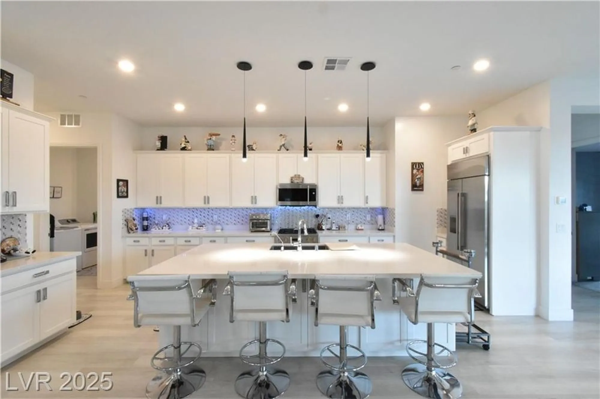 Property Slideshow image 21 of 88 | 12468 primrose grove ln, Las Vegas, NV, 89138