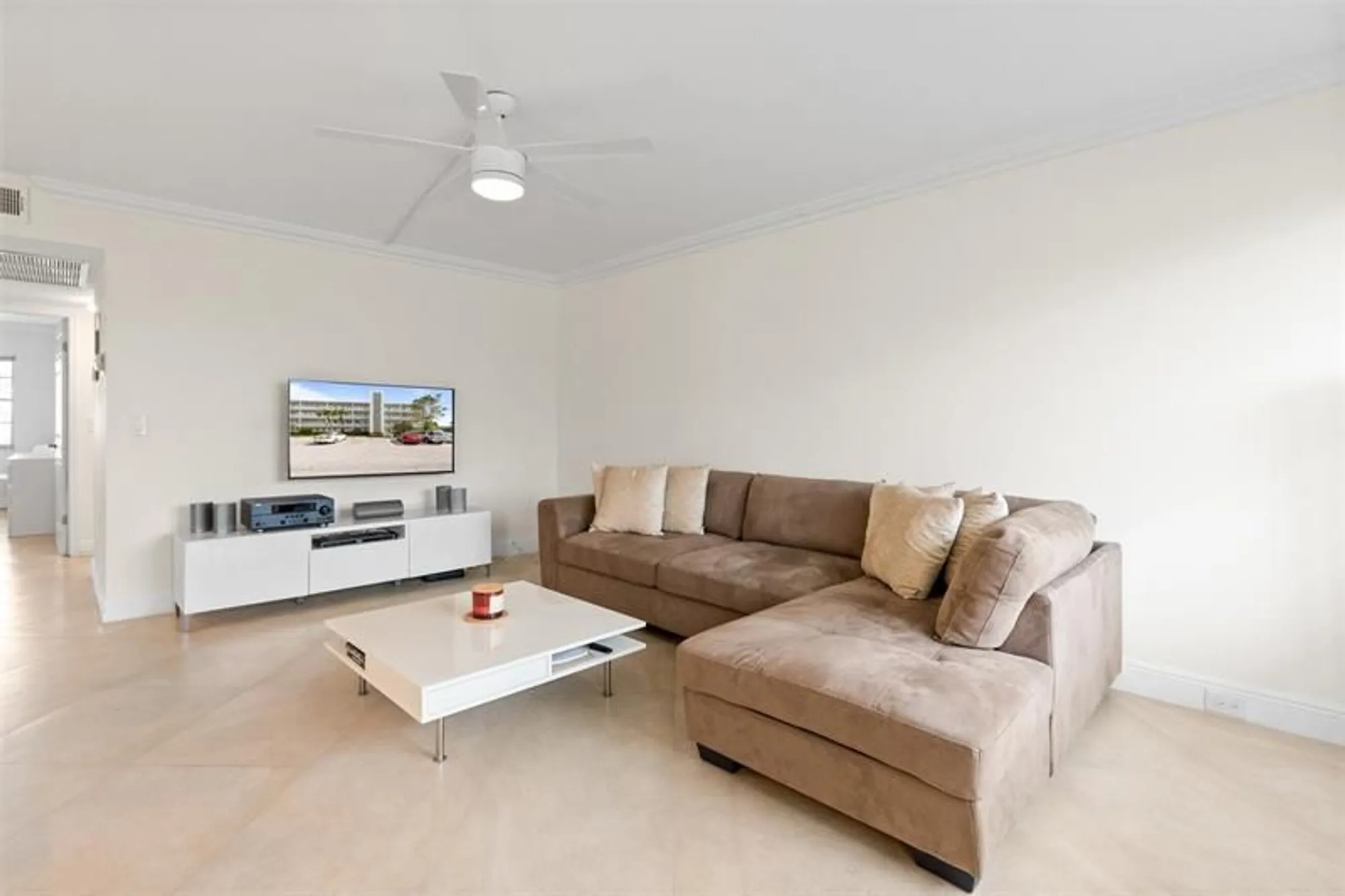 Property Slideshow image 7 of 28 | 3057 newport n # 3057, Deerfield Beach, FL, 33442