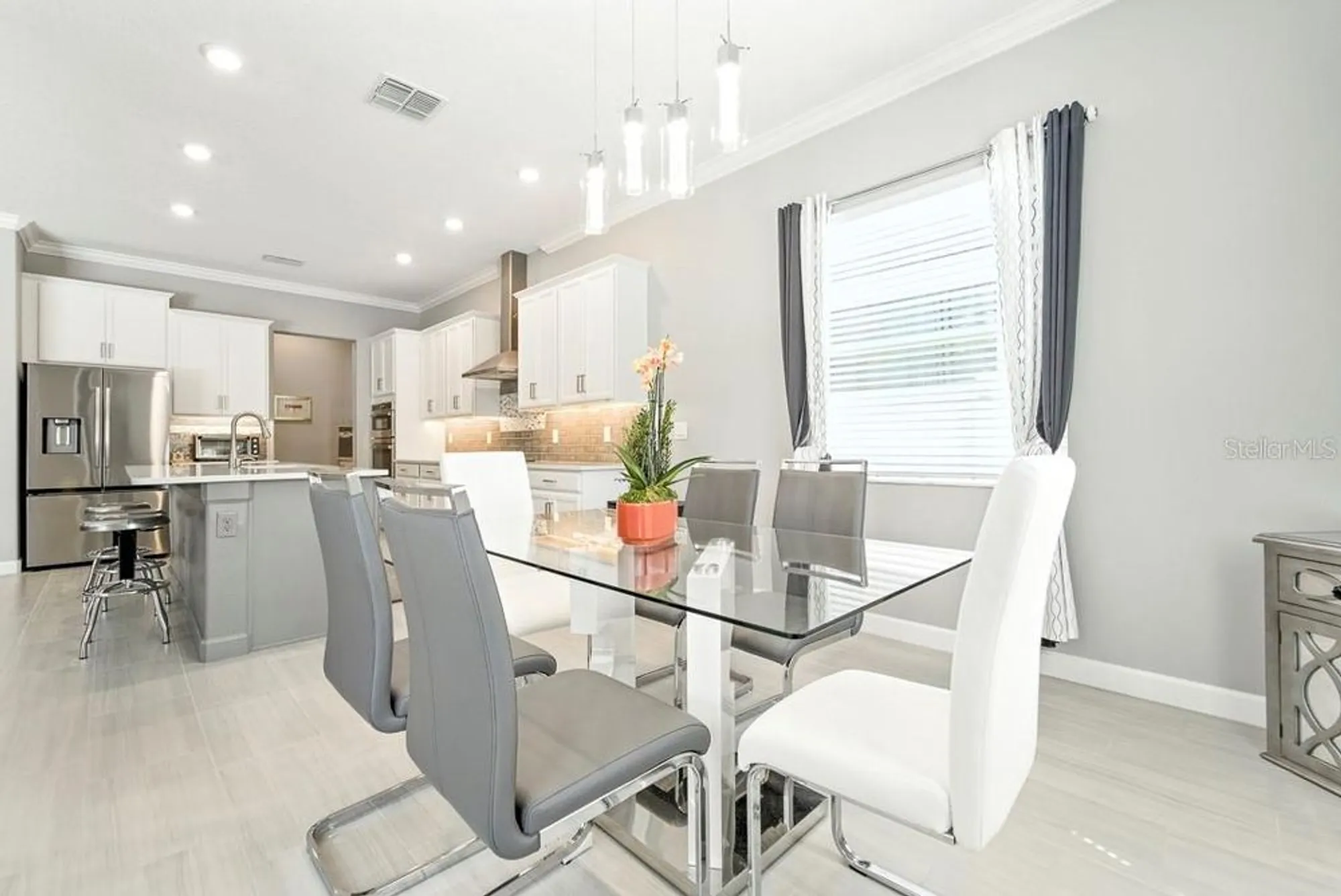 Property Slideshow image 18 of 71 | 10982 banyan breeze blvd, Land O Lakes, FL, 34638