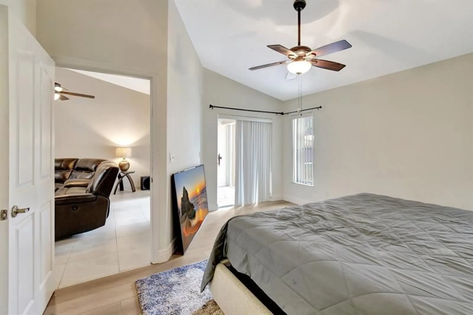 Property Slideshow image 24 of 41 | 9720 malvern dr, Tamarac, FL, 33321