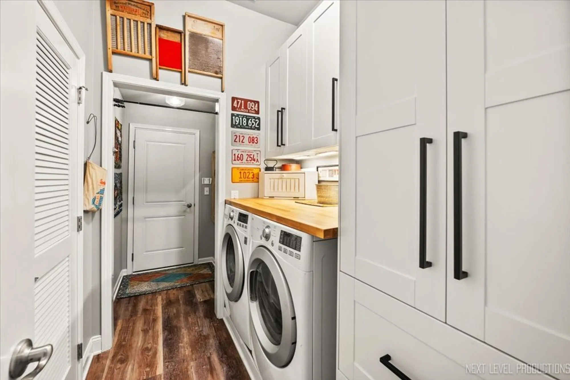 Property Slideshow image 23 of 31 | 3870 crooked creek dr, Elgin, IL, 60124