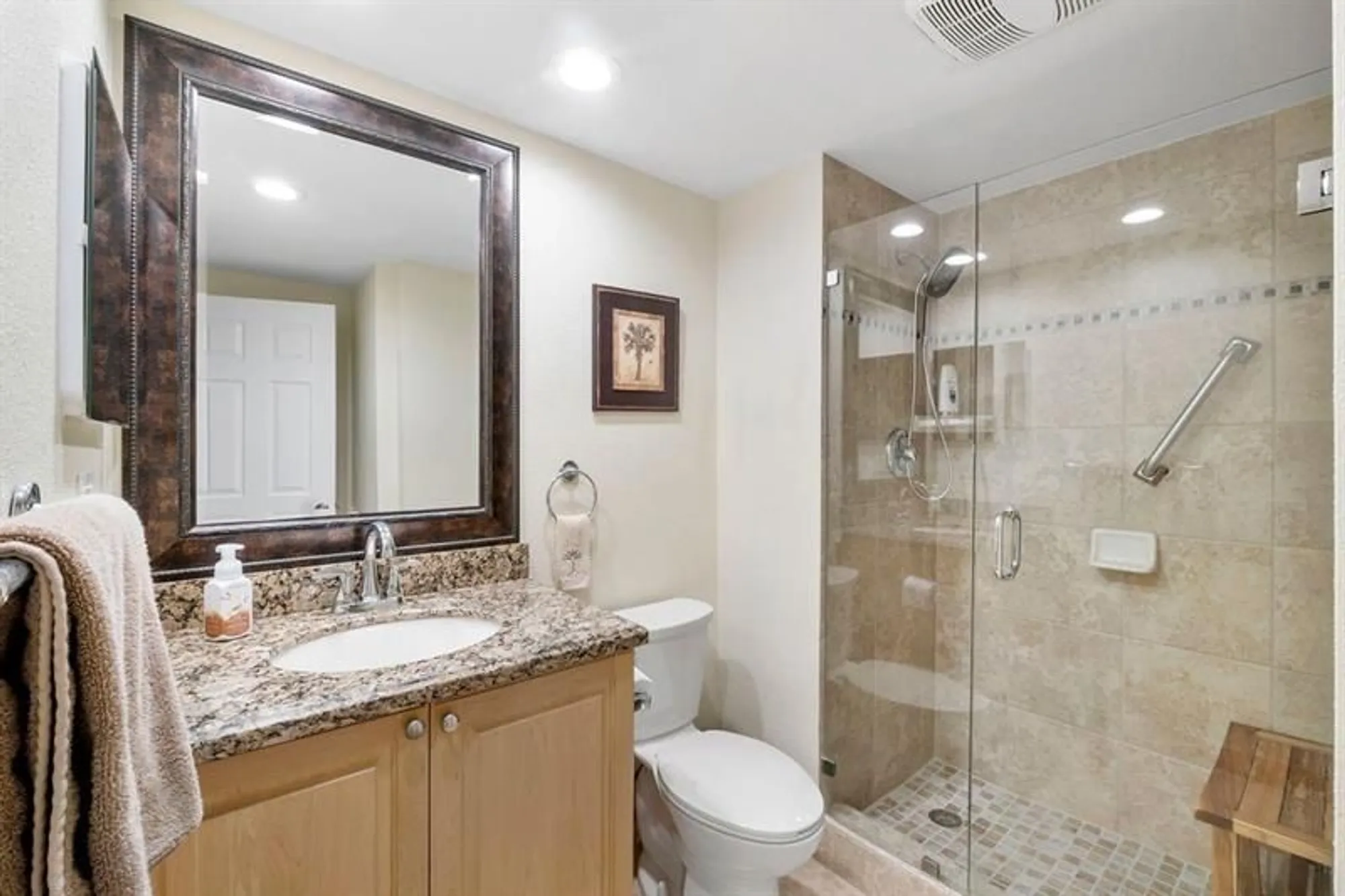 Property Slideshow image 27 of 38 | 21452 juego cir apt 31a, Boca Raton, FL, 33433