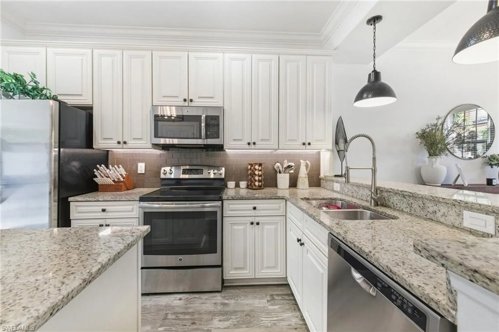 Property Slideshow image 10 of 48 | 11870 liana st apt 8801, Fort Myers, FL, 33912