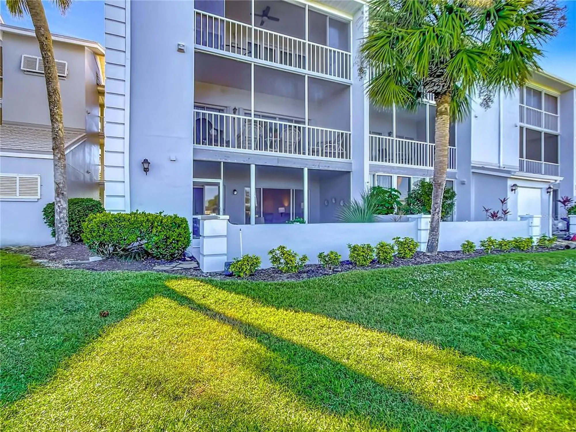 Property Slideshow image 45 of 57 | 404 cerromar cir 115, Venice, FL, 34293