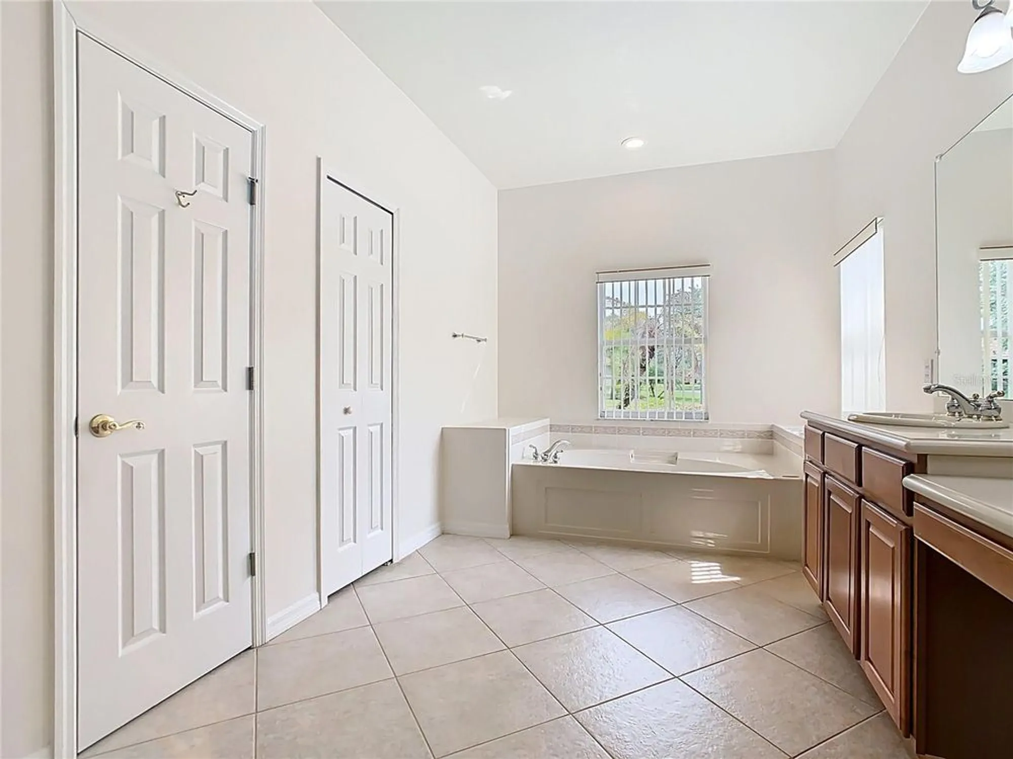 Property Slideshow image 42 of 67 | 644 shorehaven dr, Kissimmee, FL, 34759