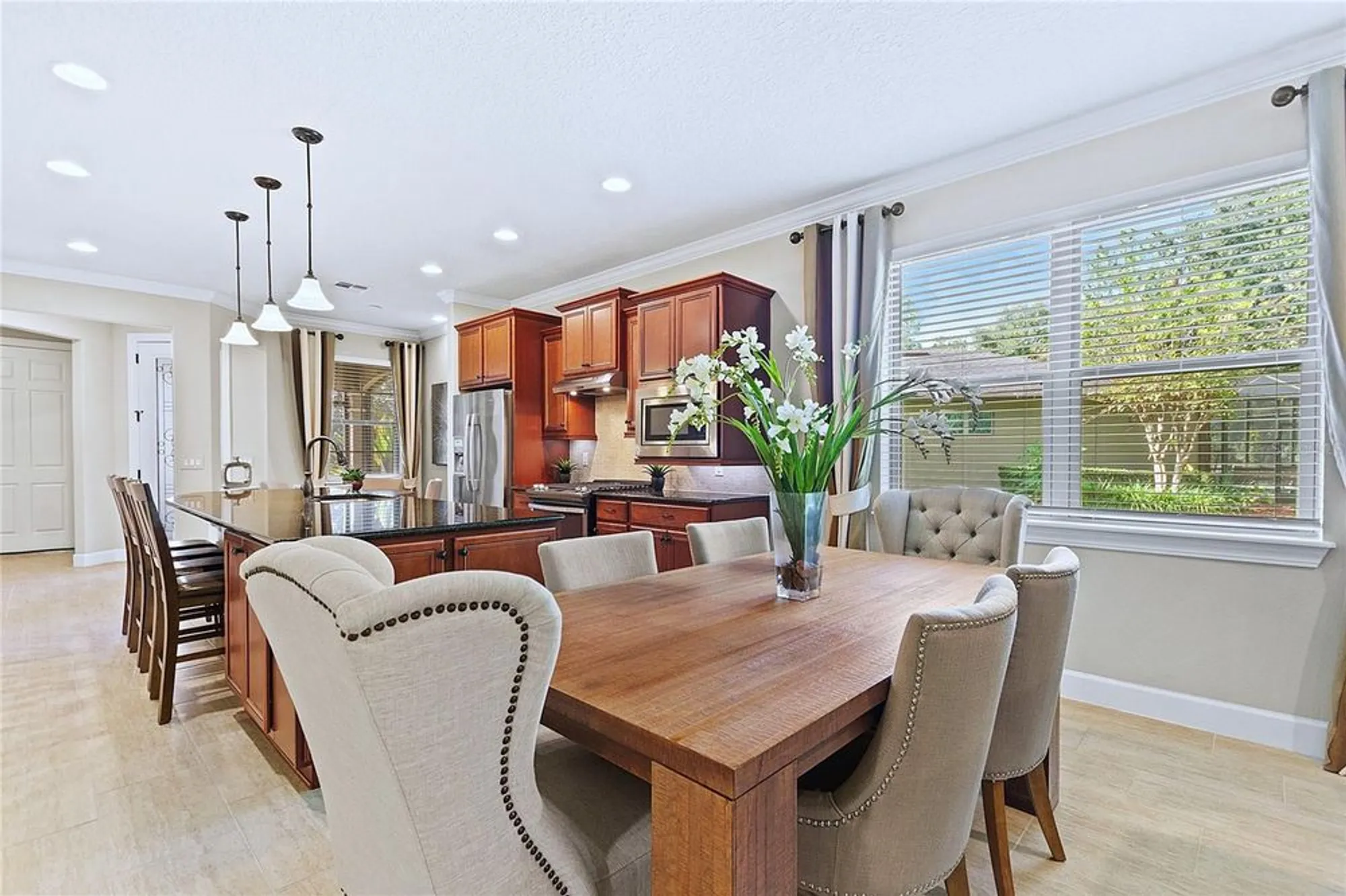 Property Slideshow image 24 of 86 | 513 san sebastian ct, Davenport, FL, 33837